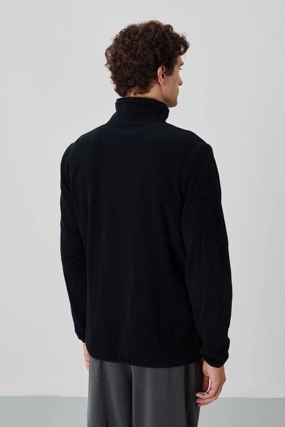 Image of Lacivert Yazı Nakışlı Dik Yaka Fermuarlı Standart Kalıp Erkek Sweatshirt Polar - 87992