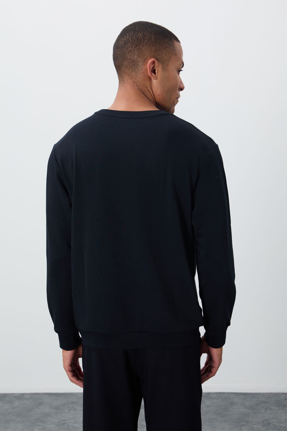 Image of Lacivert Yazı Nakışlı O Yaka Rahat Form İçi Polarlı Erkek Sweatshirt - 88020