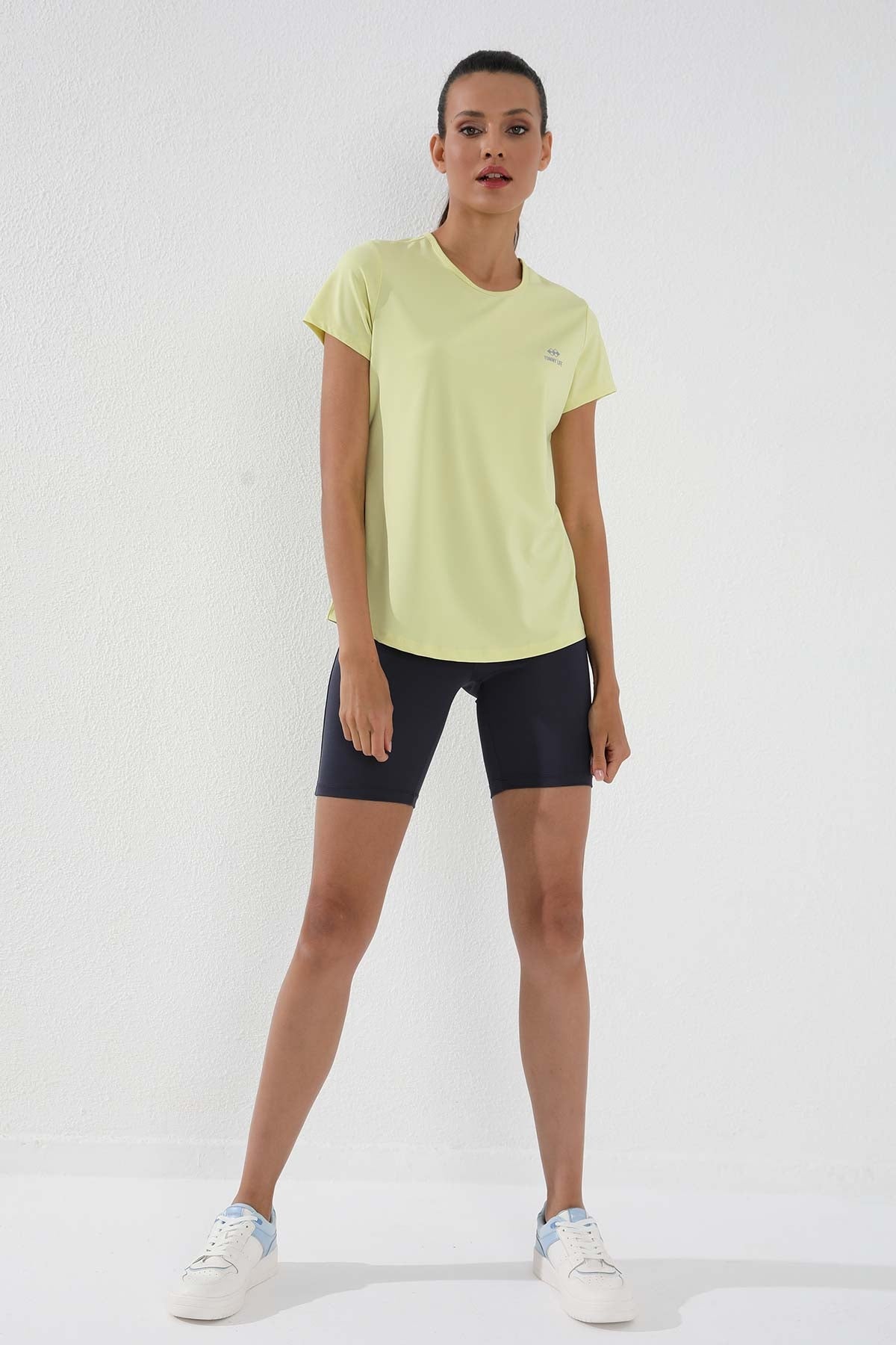 Image of Limon Basic Kısa Kol Standart Kalıp O Yaka Kadın T-Shirt - 97144