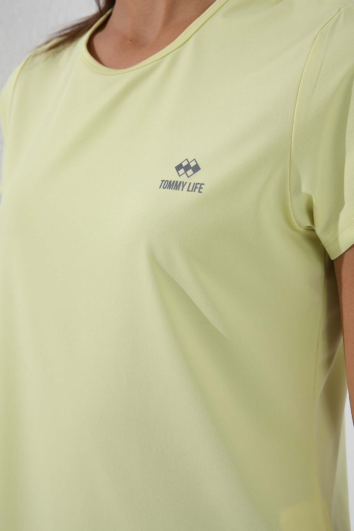 Image of Limon Basic Kısa Kol Standart Kalıp O Yaka Kadın T-Shirt - 97144