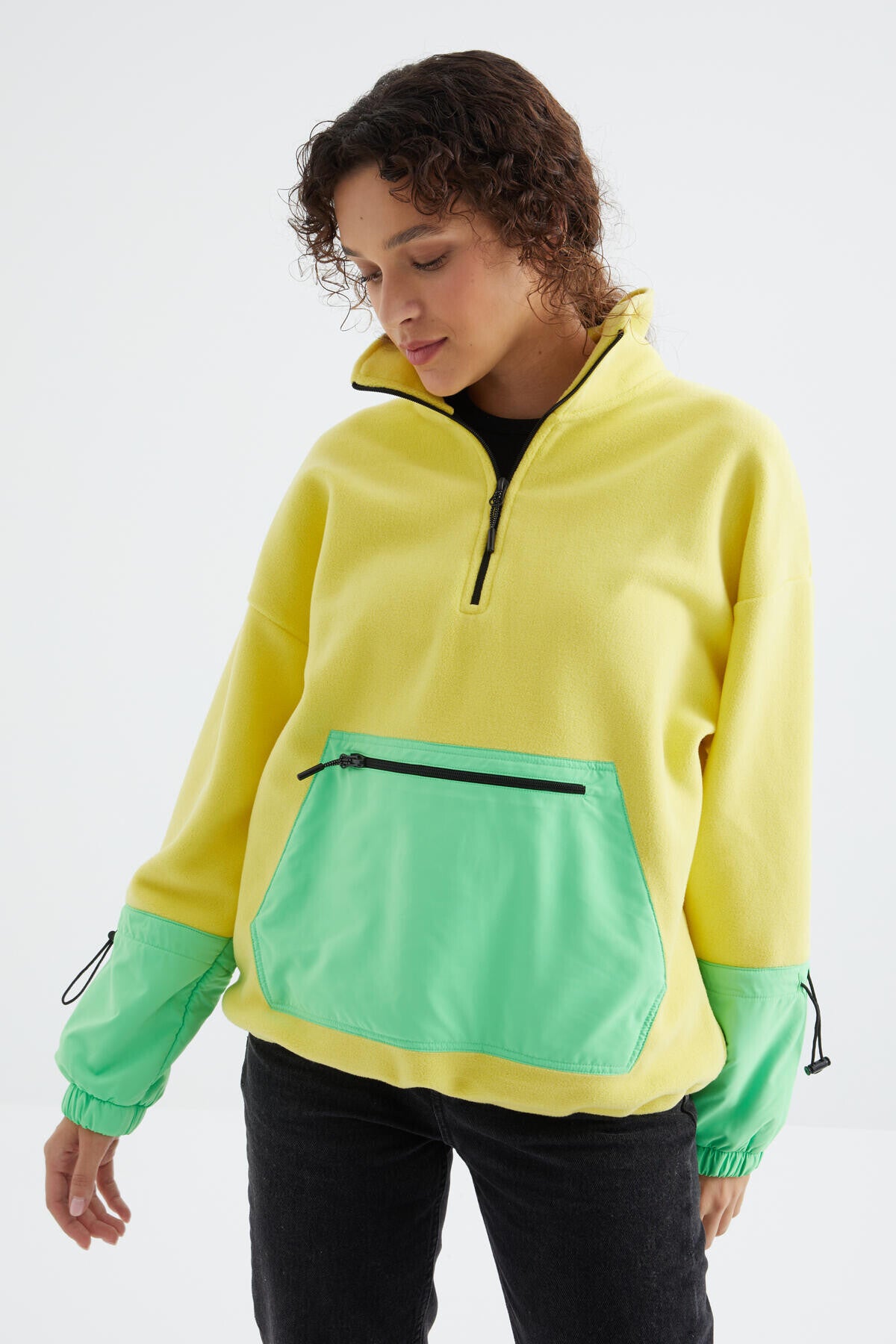 Image of Limon Etek Ucu Büzgülü Yarım Fermuarlı Oversize Kadın Polar Sweatshirt - 97238