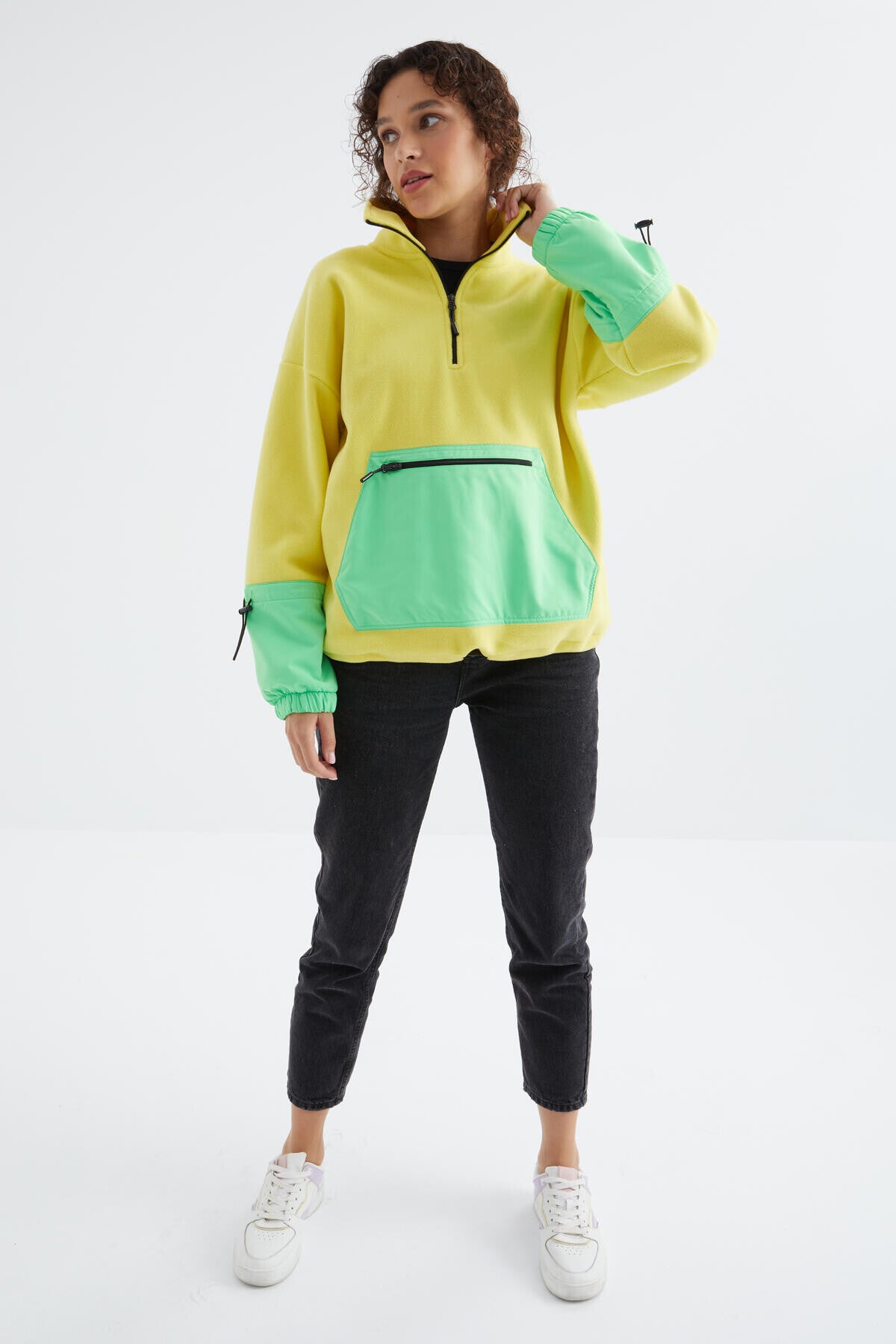 Image of Limon Etek Ucu Büzgülü Yarım Fermuarlı Oversize Kadın Polar Sweatshirt - 97238