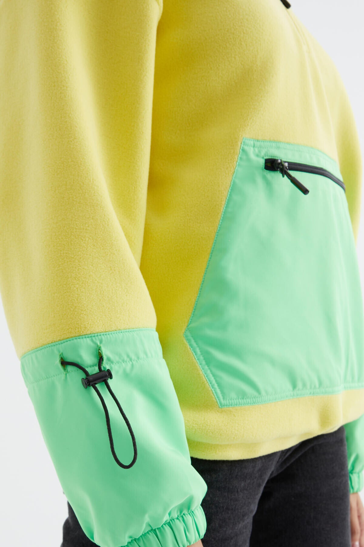 Image of Limon Etek Ucu Büzgülü Yarım Fermuarlı Oversize Kadın Polar Sweatshirt - 97238