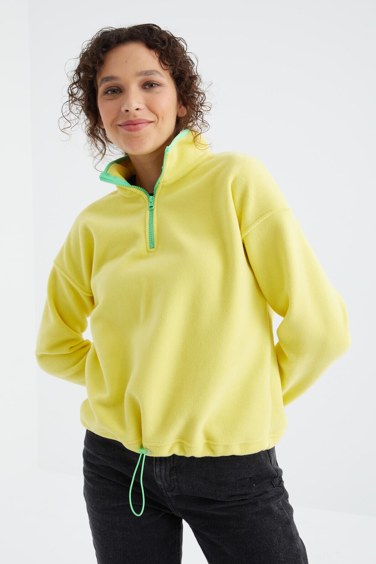 Image of Limon Yarım Fermuar Etek Ucu Büzgülü Dik Yaka Oversize Kadın Polar Sweatshirt - 97234