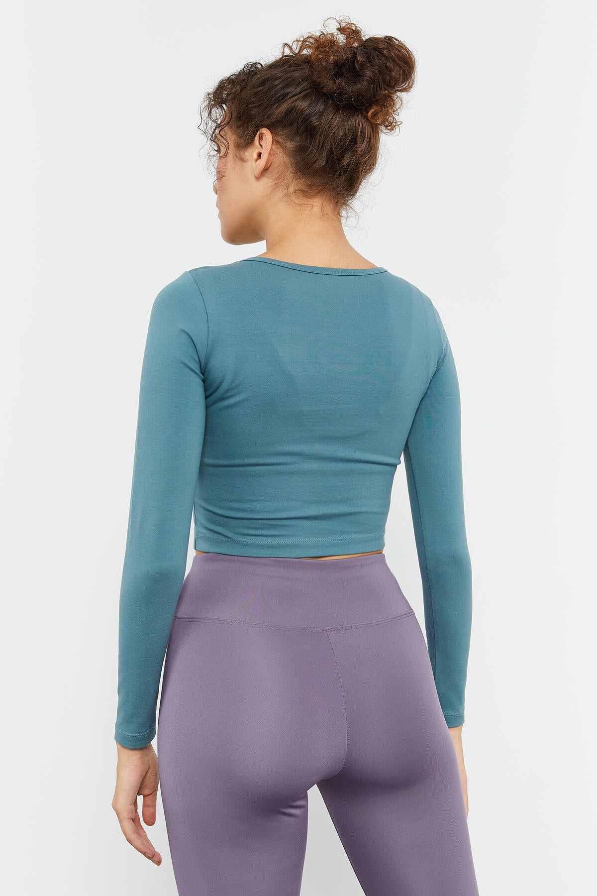 Image of Mint Yeşili Uzun Kollu Dar Kalıp  O Yaka Kadın Crop Top T-Shirt - 97150