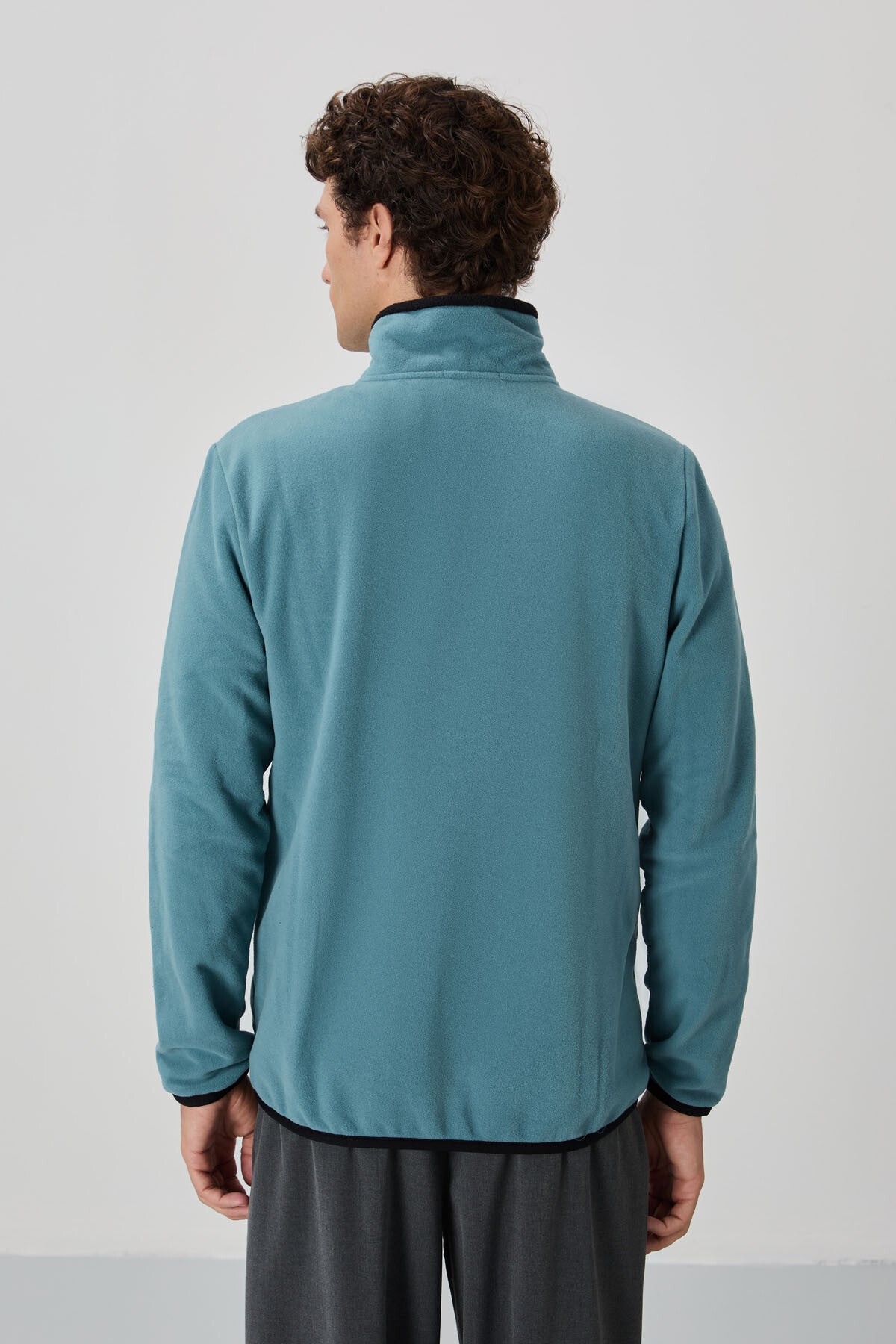 Image of Mint Yeşili Yazı Nakışlı Dik Yaka Fermuarlı Standart Kalıp Erkek Sweatshirt Polar - 87992