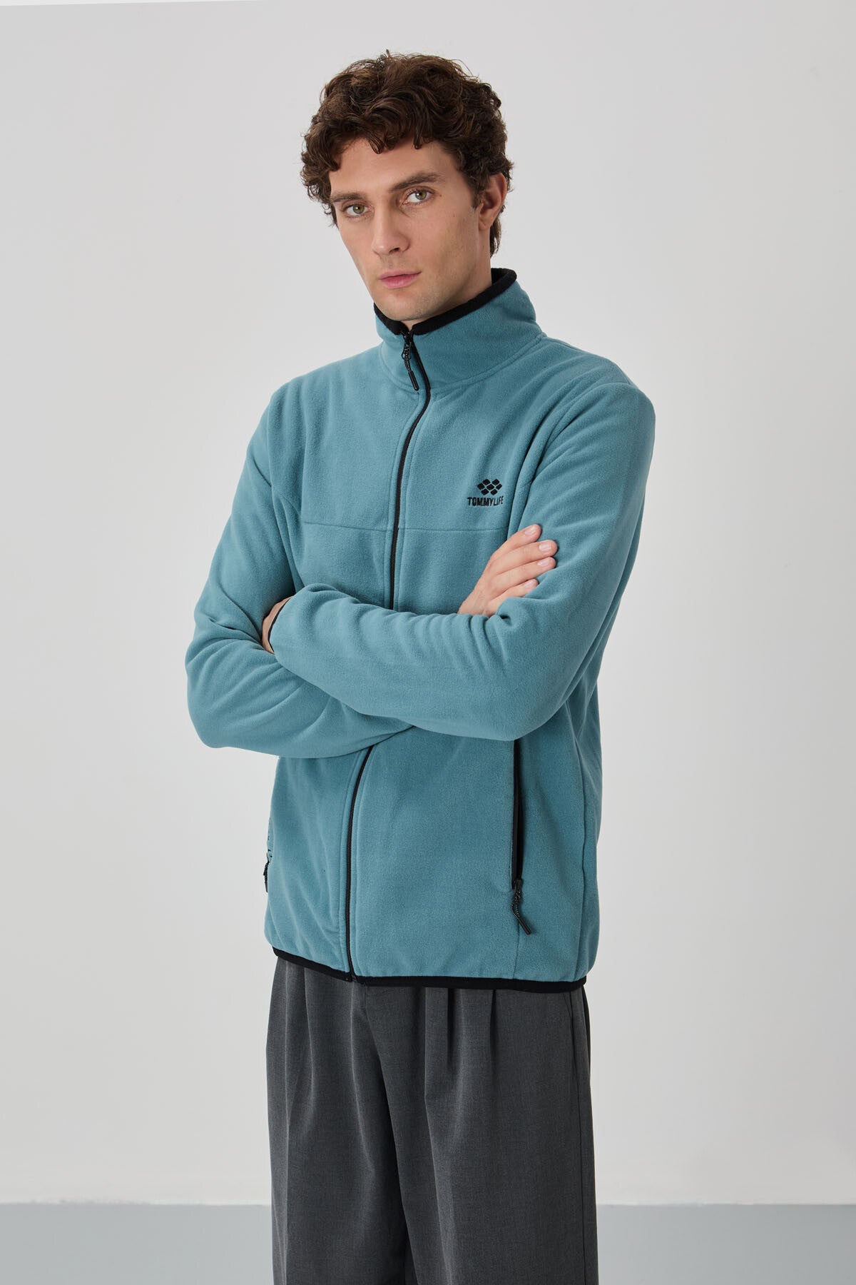 Image of Mint Yeşili Yazı Nakışlı Dik Yaka Fermuarlı Standart Kalıp Erkek Sweatshirt Polar - 87992