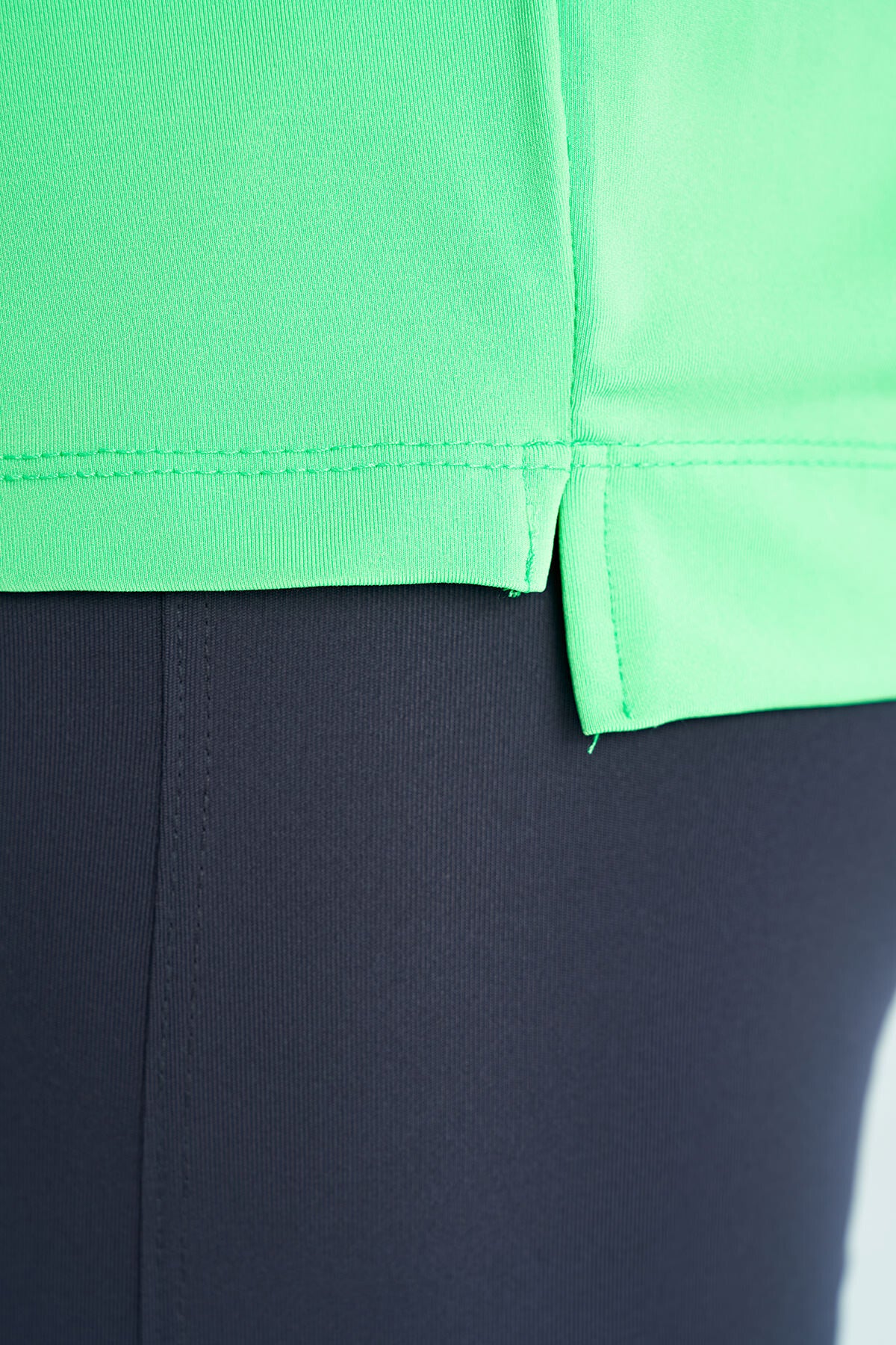 Image of Neon Yeşil O Yaka Baskı Detaylı Oversize Kısa Kol Kadın T-Shirt - 97263
