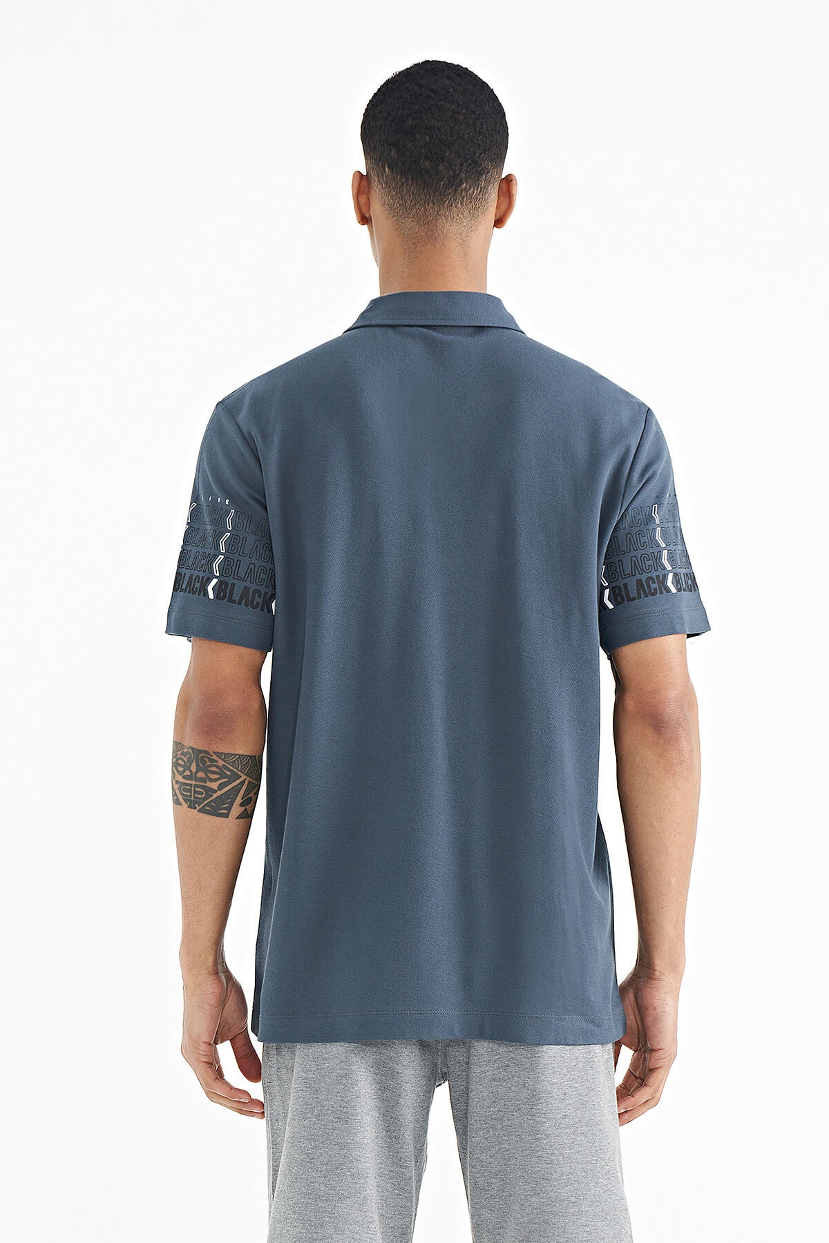 Image of Orman Yeşili Kol Baskı Detaylı Polo Yaka Standart Form Erkek T-shirt - 88240
