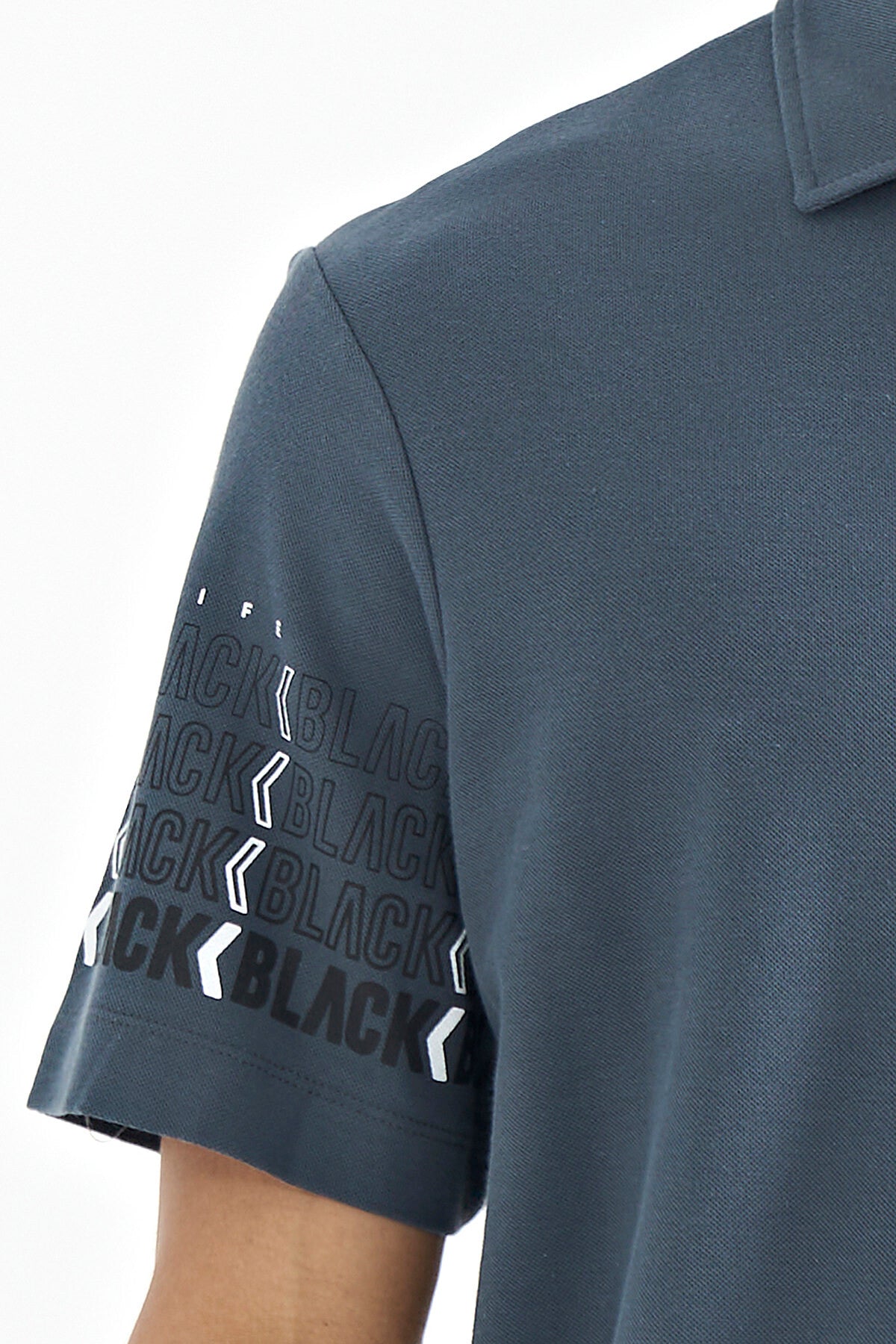 Image of Orman Yeşili Kol Baskı Detaylı Polo Yaka Standart Form Erkek T-shirt - 88240