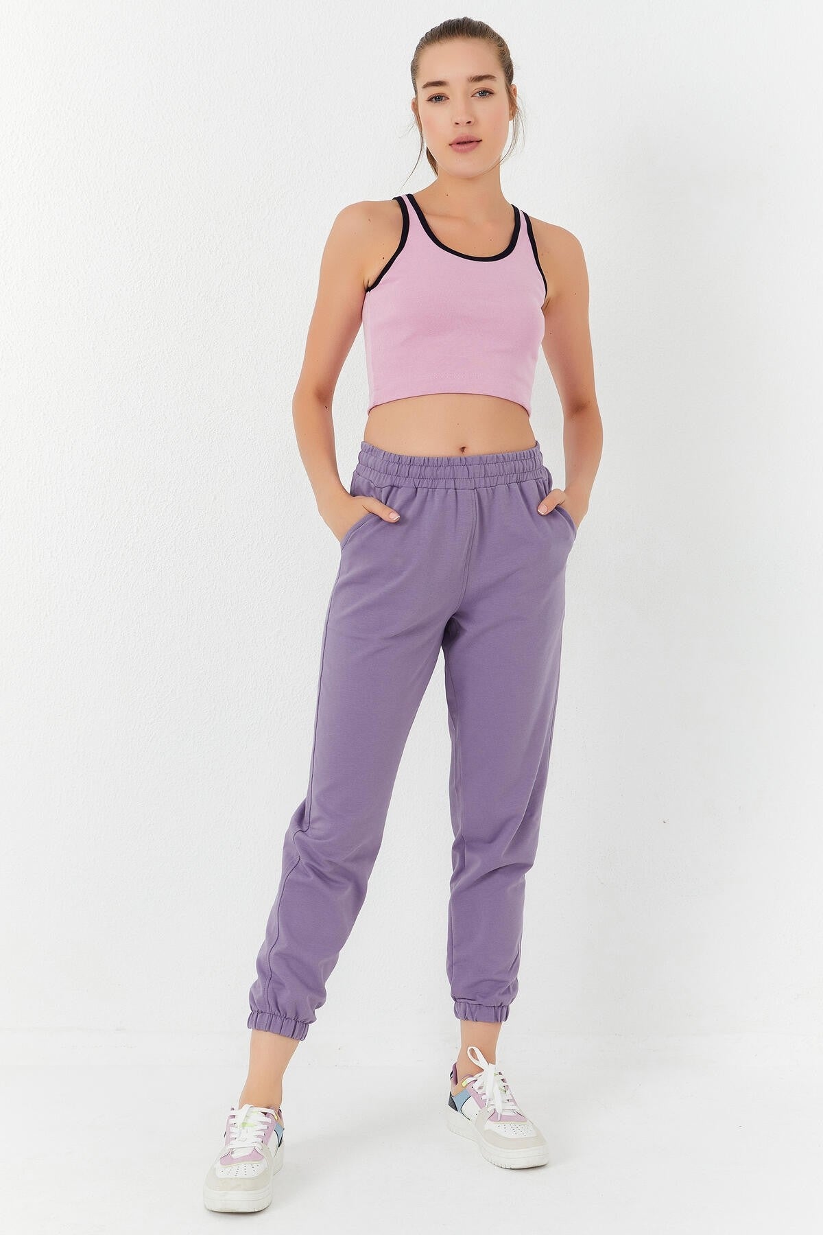 Image of Pembe Basic Sıfır Kol Dar Kalıp U Yaka Kadın Crop Top Atlet - 97162