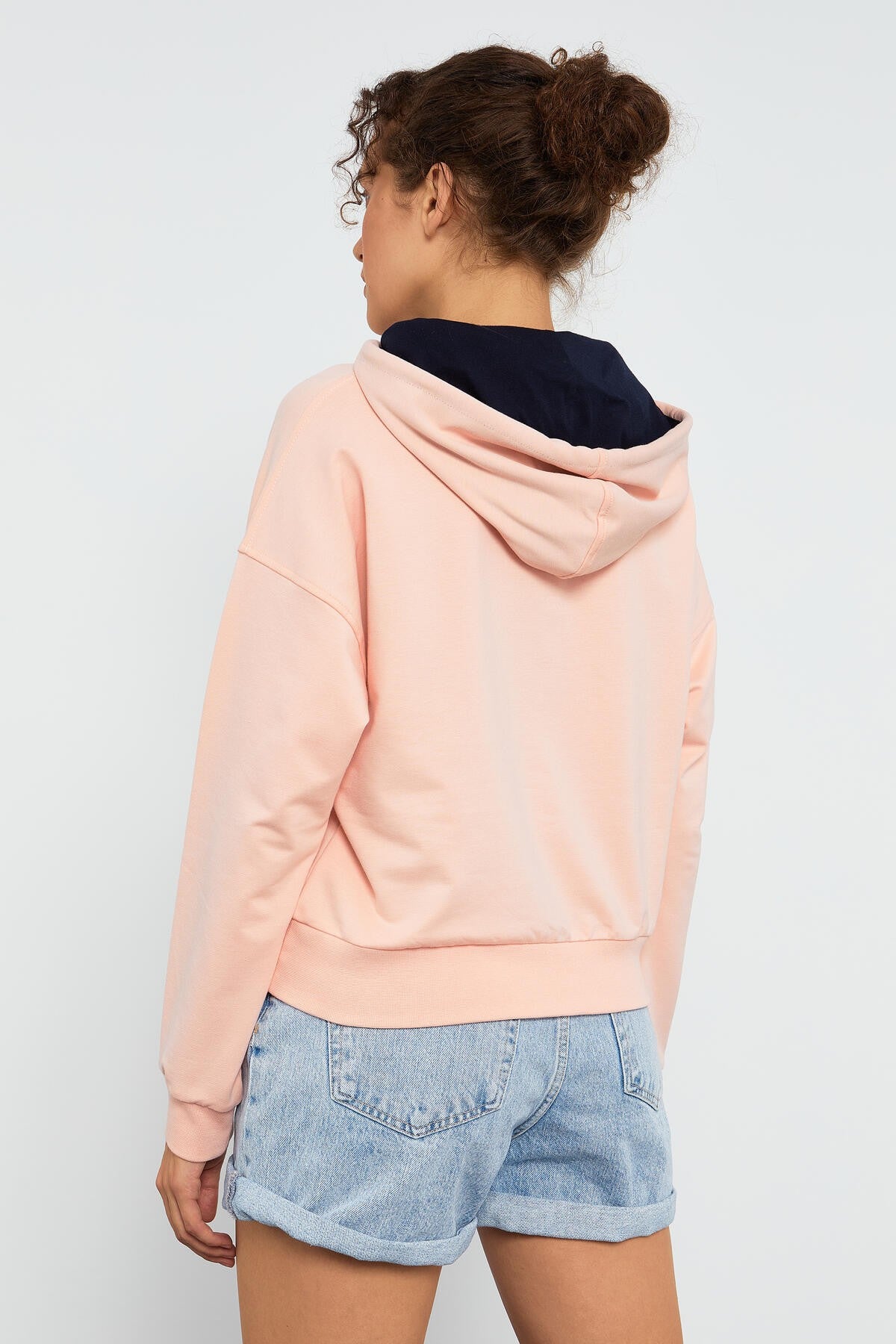 Image of Pembe Uzun Kol Rahat Form Kapüşonlu Kadın Sweatshirt - 97115