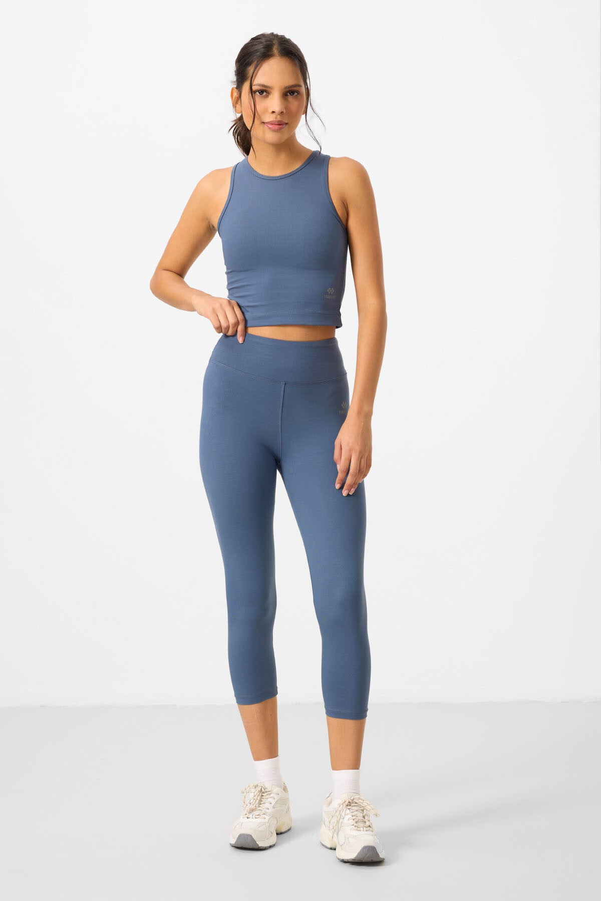 Image of Petrol Yüksek Bel Kapri-Crop Atlet Slim Fit Kadın Tayt Takım - 95284