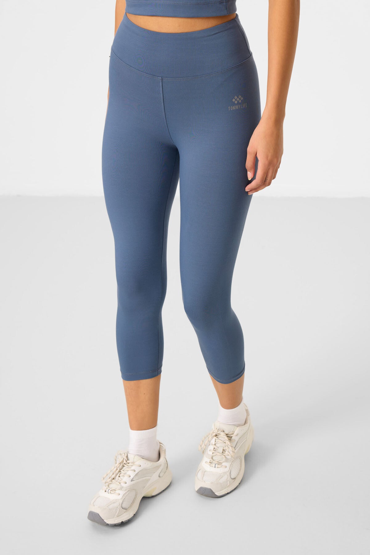 Image of Petrol Yüksek Bel Kapri-Crop Atlet Slim Fit Kadın Tayt Takım - 95284