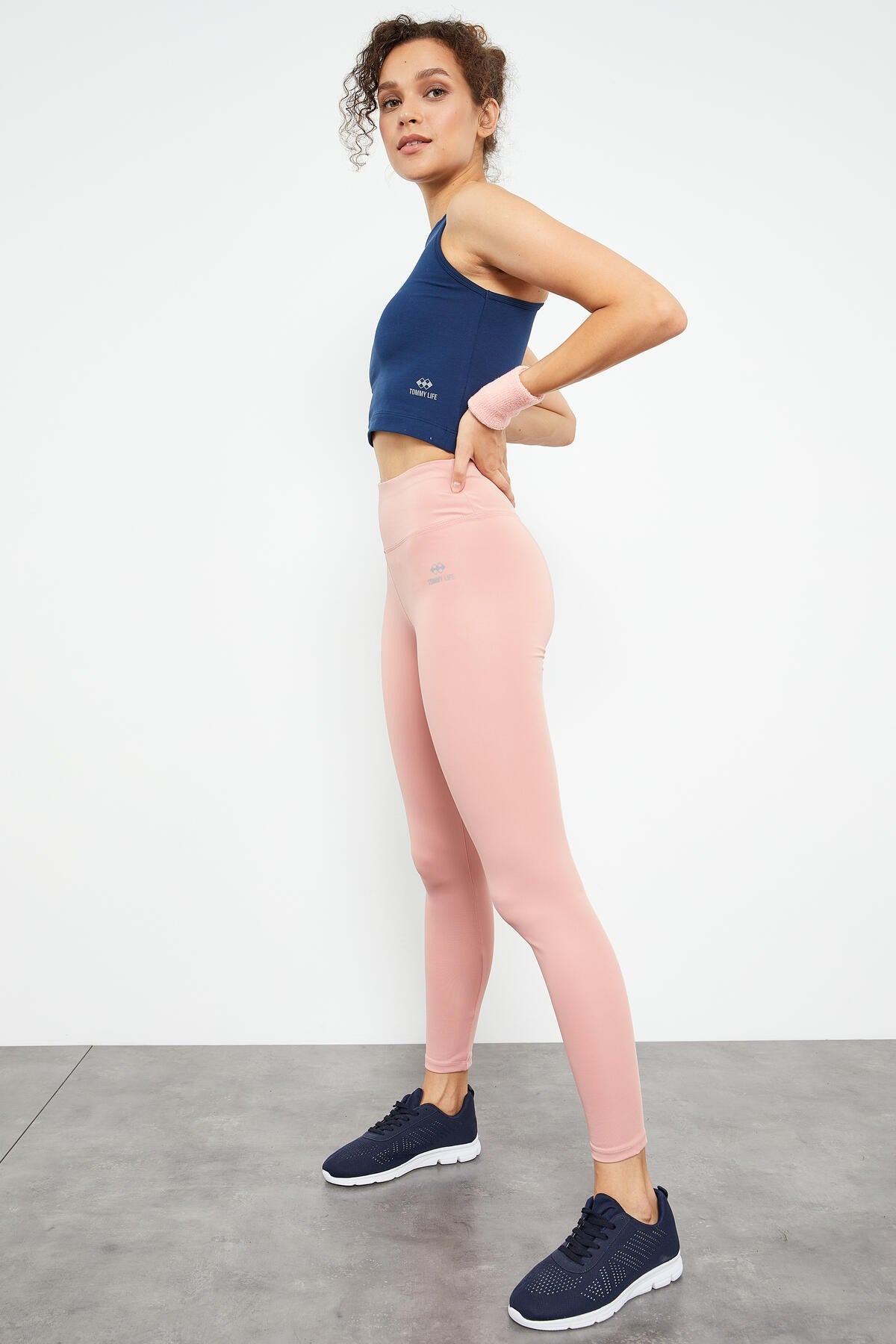 Image of Colanți roz pudră pentru femei, cu talie înaltă, elastici, slim fit, cu croială îngustă - 94545
