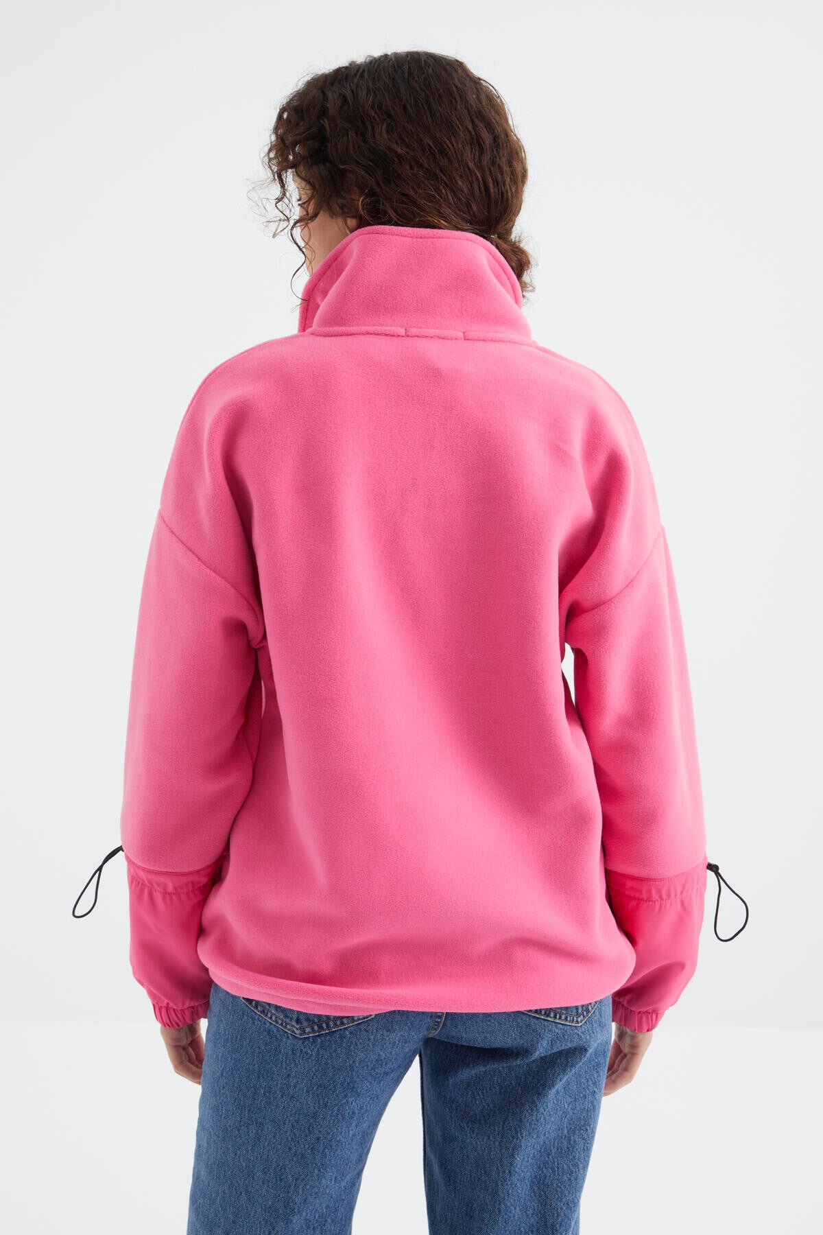Image of Şeker Pembe Etek Ucu Büzgülü Yarım Fermuarlı Oversize Kadın Polar Sweatshirt - 97238