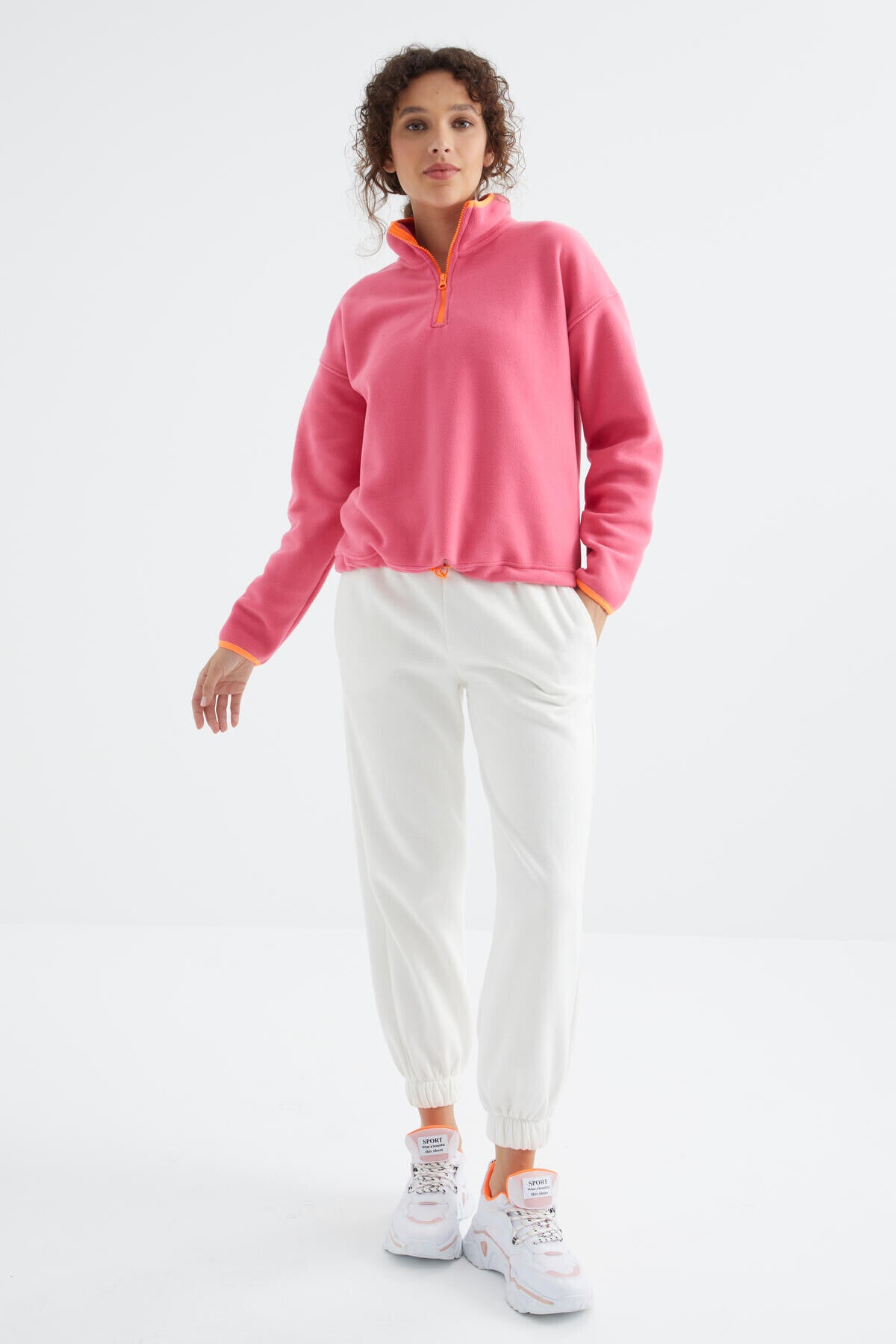Image of Şeker Pembe Yarım Fermuar Etek Ucu Büzgülü Dik Yaka Oversize Kadın Polar Sweatshirt - 97234