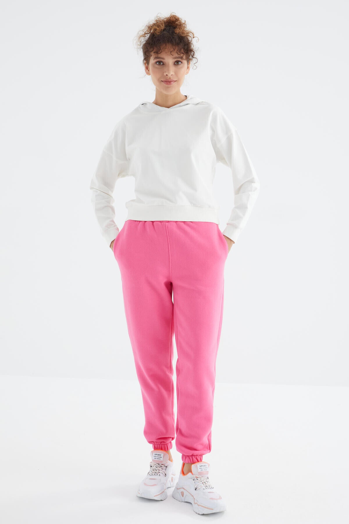 Image of Pantaloni de trening roz-zahar pentru femei, cu talie înaltă, din bumbac periat, cu 3 fire - 94624