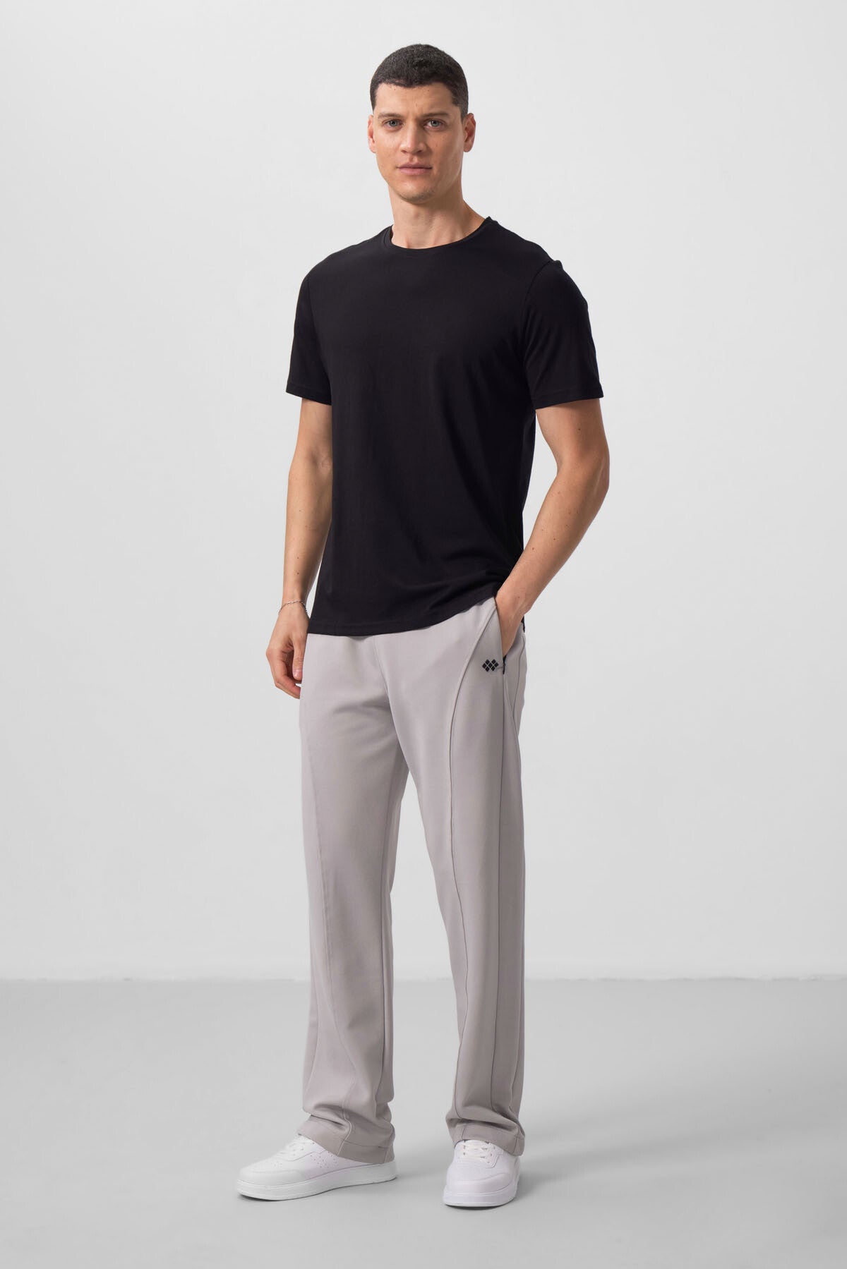 Image of Siyah Erkek Basic Kısa Kol Standart Kalıp O Yaka T-shirt - 87911