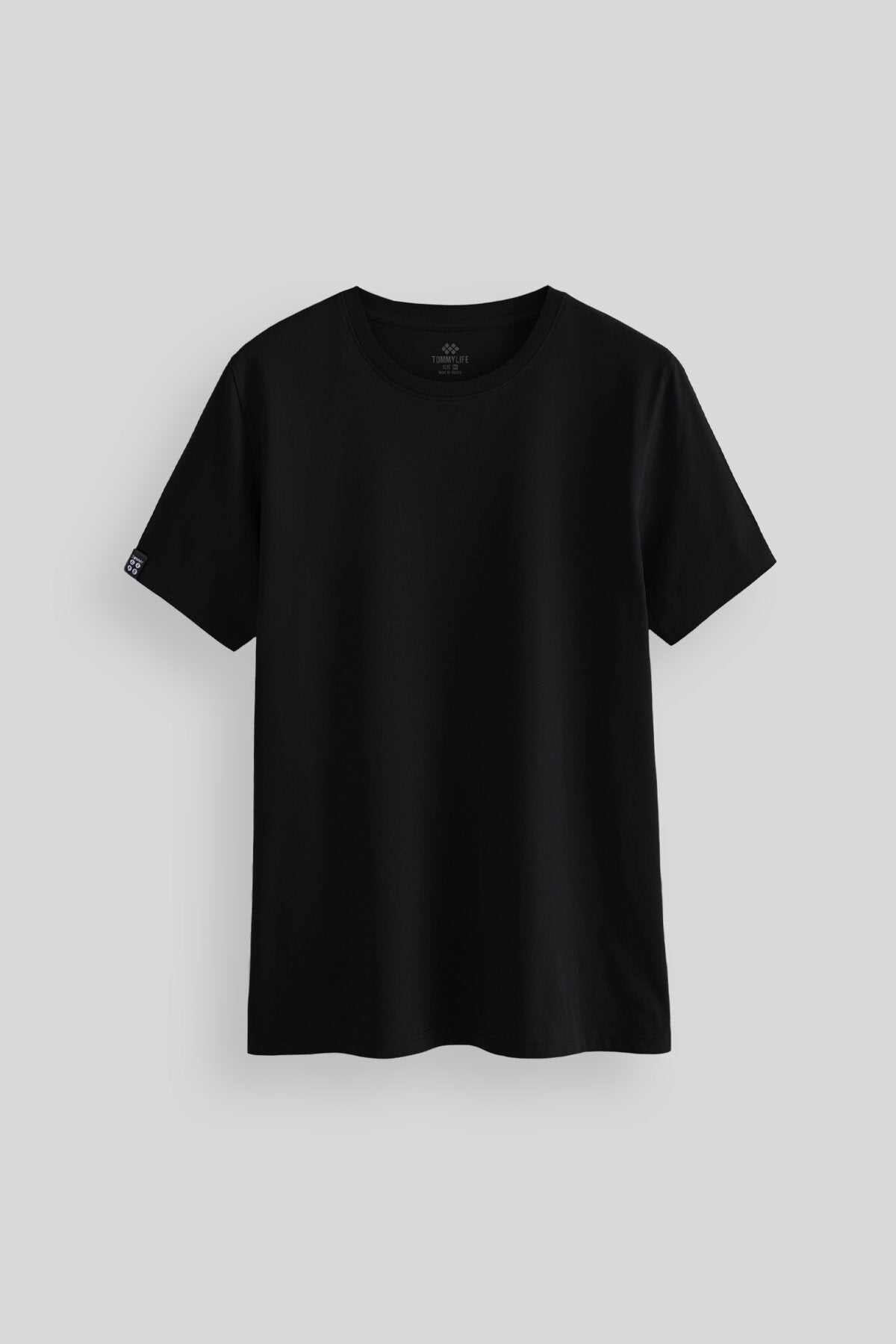 Image of Tricou bărbătesc negru, cu mânecă scurtă, croială standard și guler rotund - 87911