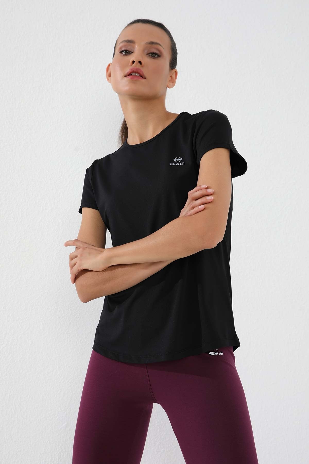 Image of Siyah Basic Kısa Kol Standart Kalıp O Yaka Kadın T-Shirt - 97144