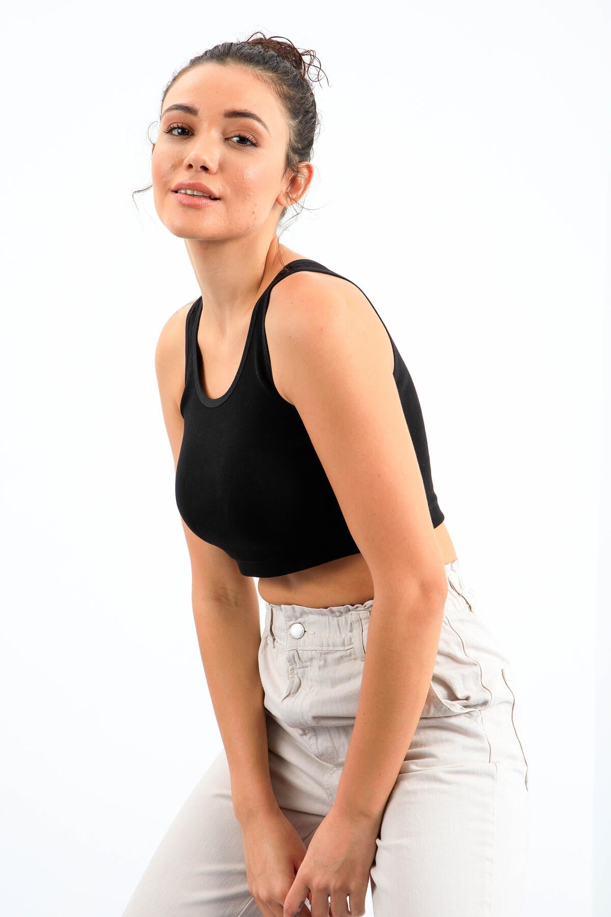 Image of Siyah Basic Sıfır Kol Dar Kalıp U Yaka Kadın Crop Top Atlet - 97162