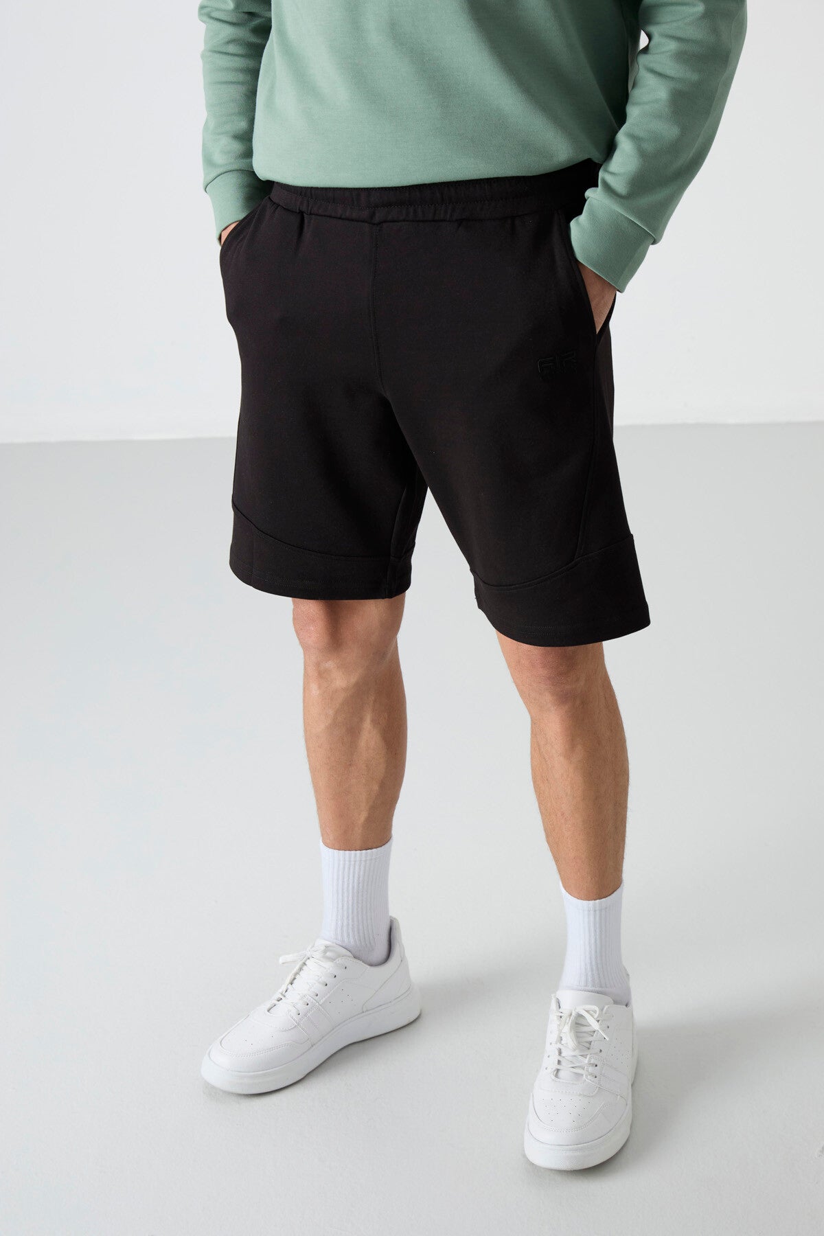 Image of Pantaloni scurți Amos negri cu imprimeu pentru bărbați - 81246