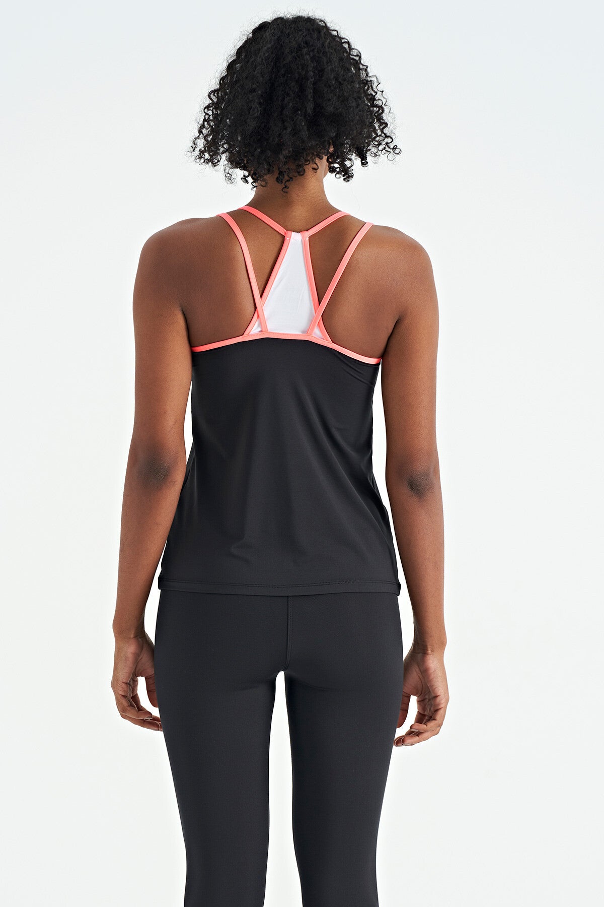 Image of Siyah Çift Askılı Sırt Detaylı Standart Kalıp Kadın Spor Atlet - 97258