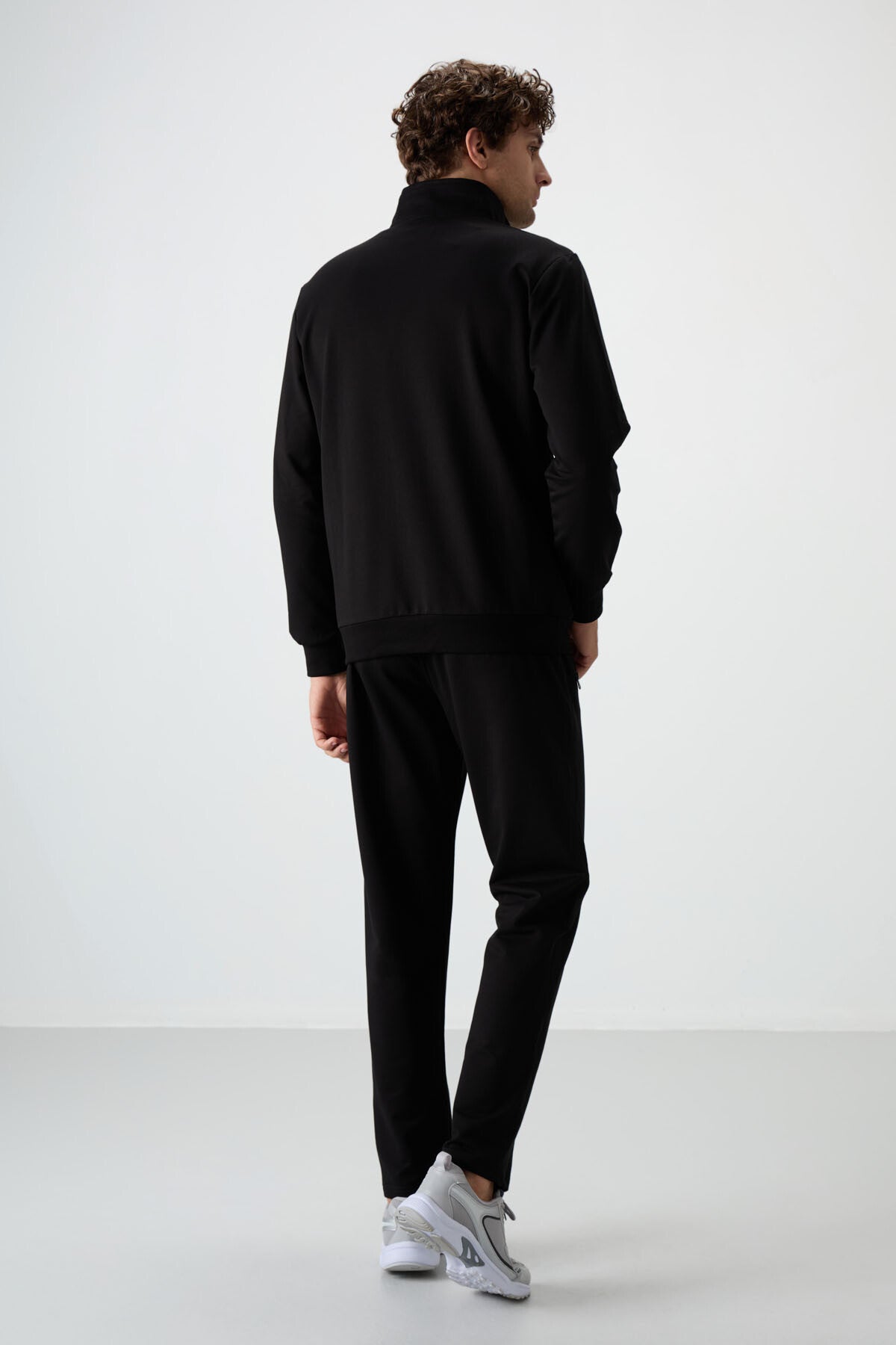 Image of Set trening Troy Black Standard Fit pentru bărbați - 85196