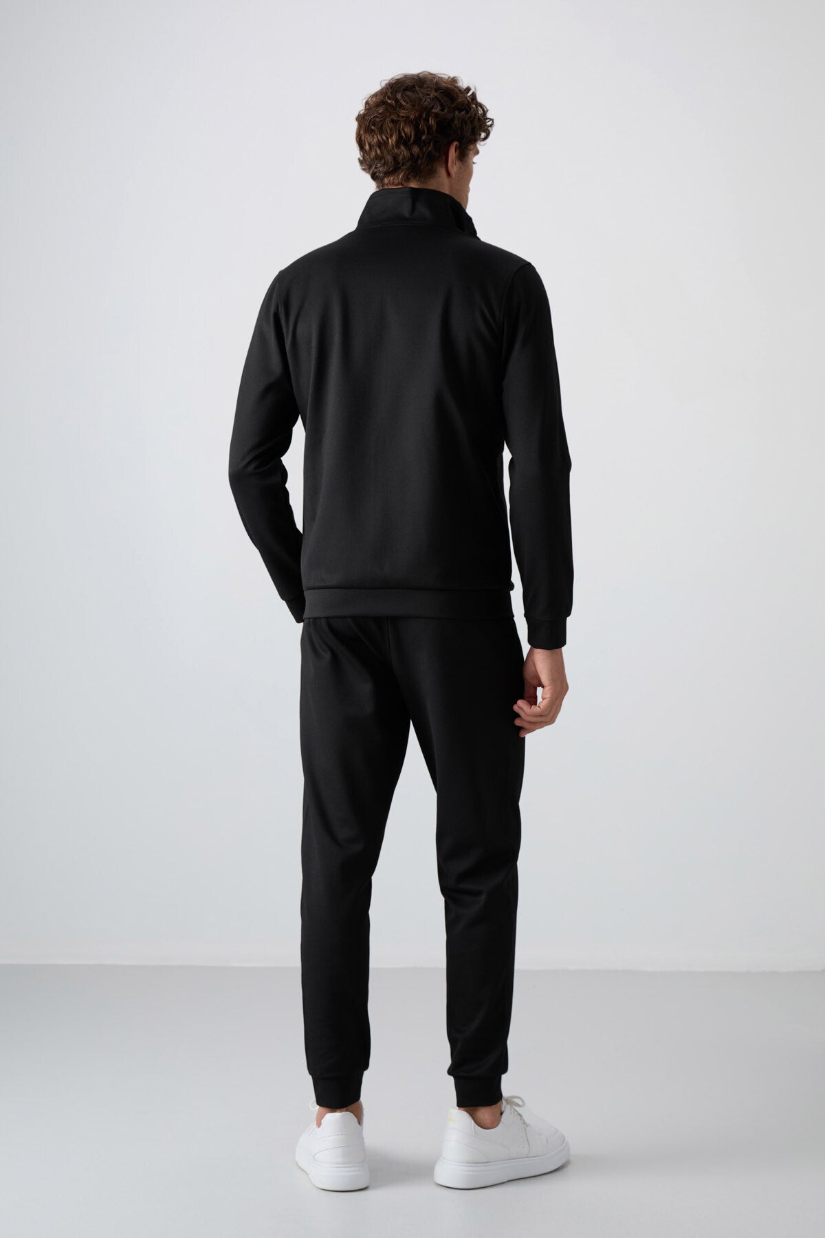 Image of Set trening Hugo Jogger negru pentru bărbați - 85198