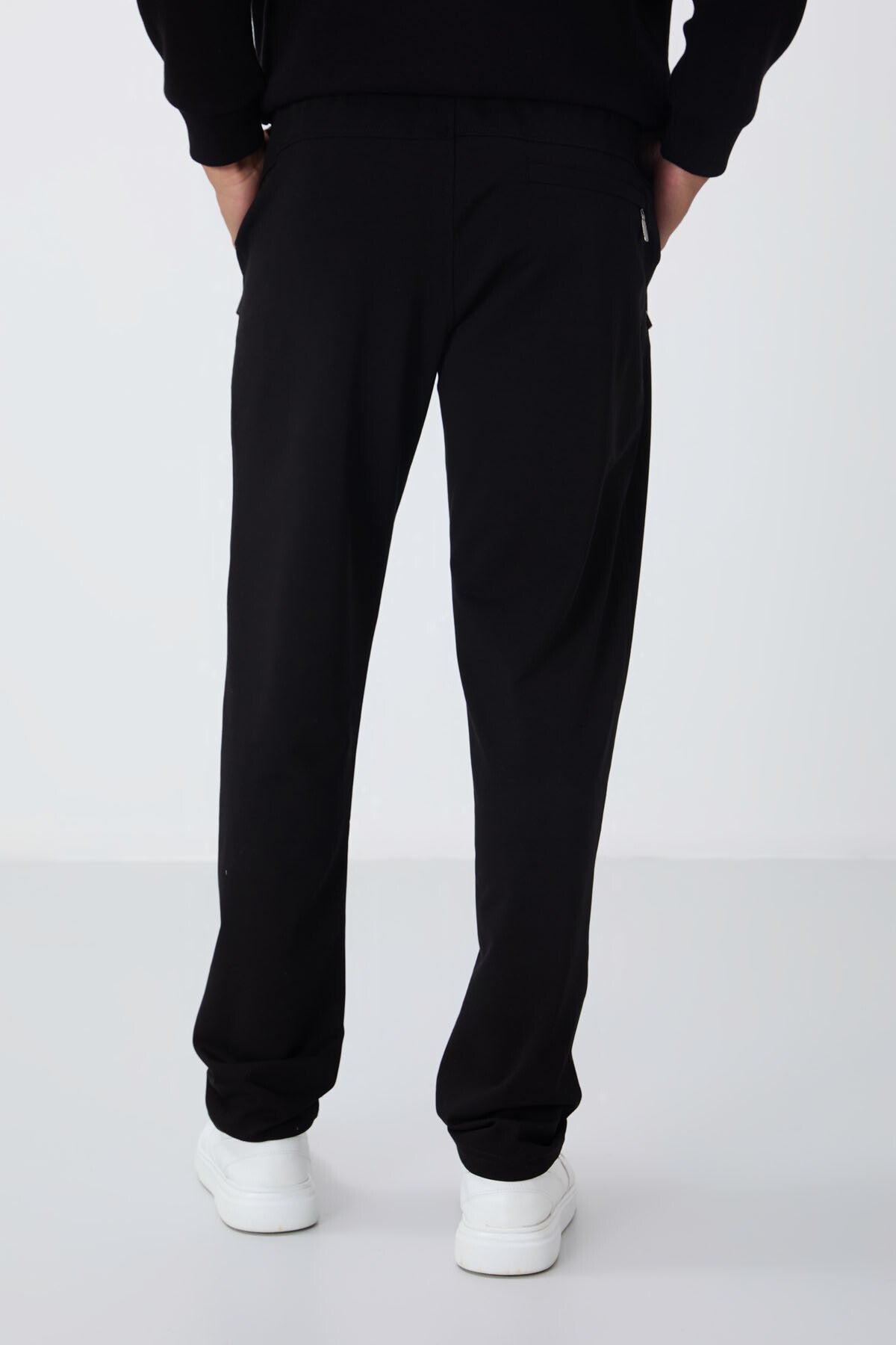 Image of Black Men's Slim Fit Classic Leg Sweatpants with Zip-Up Pockets - 84669