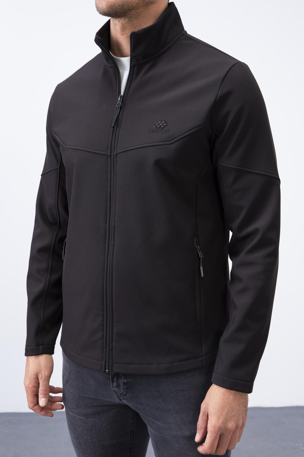 Image of Jachetă bărbătească neagră, cu fermoar, guler înalt, impermeabilă și rezistentă la vânt, softshell - 88050