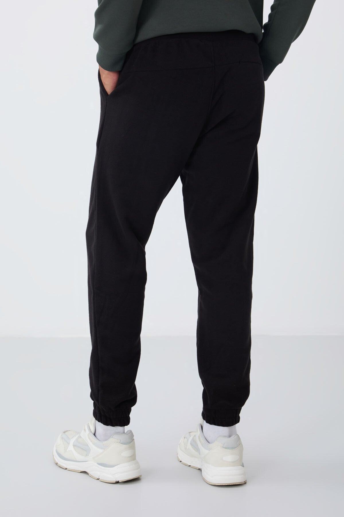 Image of Siyah Gizli Fermuarlı Rahat Form Jogger Polar Erkek Eşofman Alt - 84866