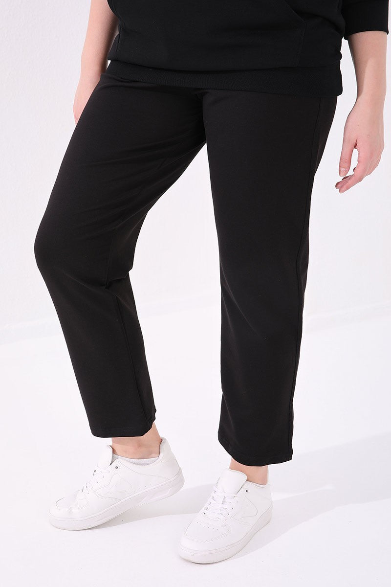 Image of Pantaloni de trening negri cu tiv clasic pentru femei, mărime mare, cu detalii cu pietre - 94040