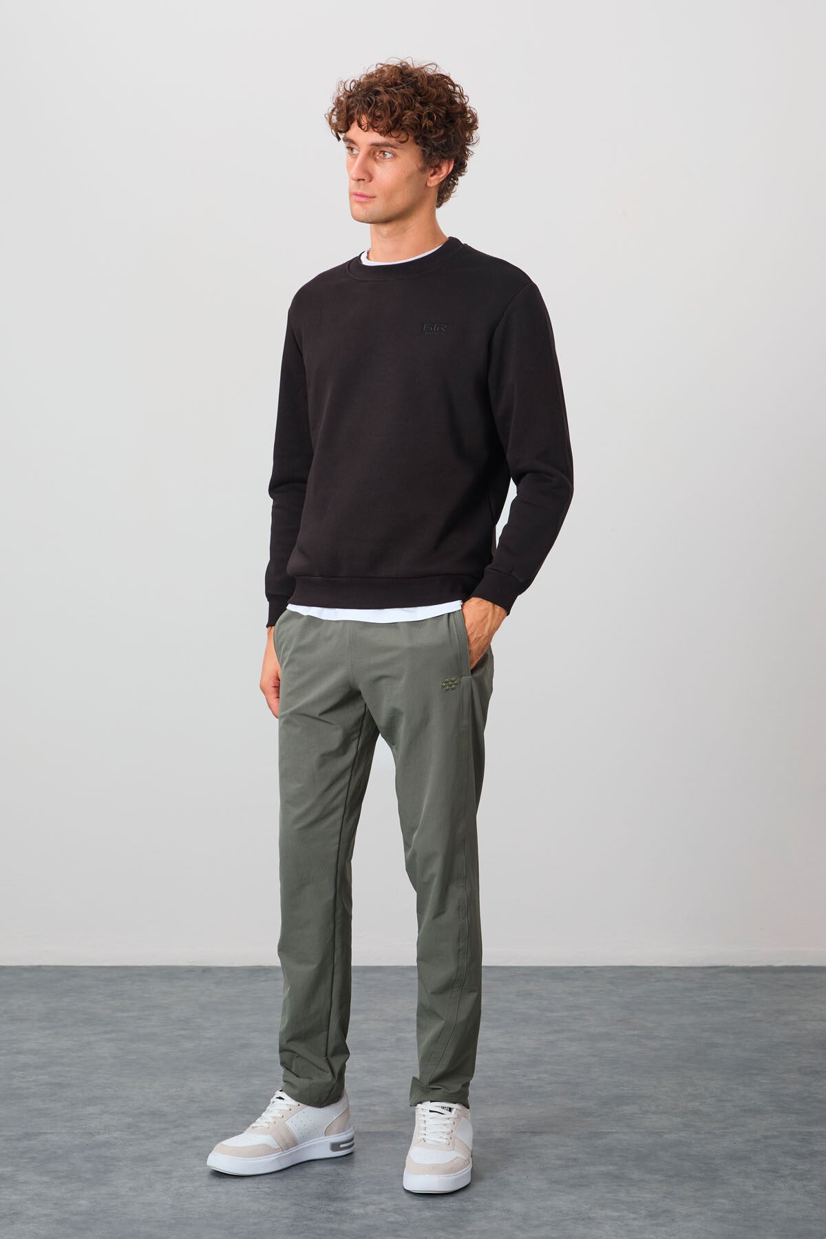 Image of Omar Siyah Şardonlu Erkek Sweatshirt - 88137