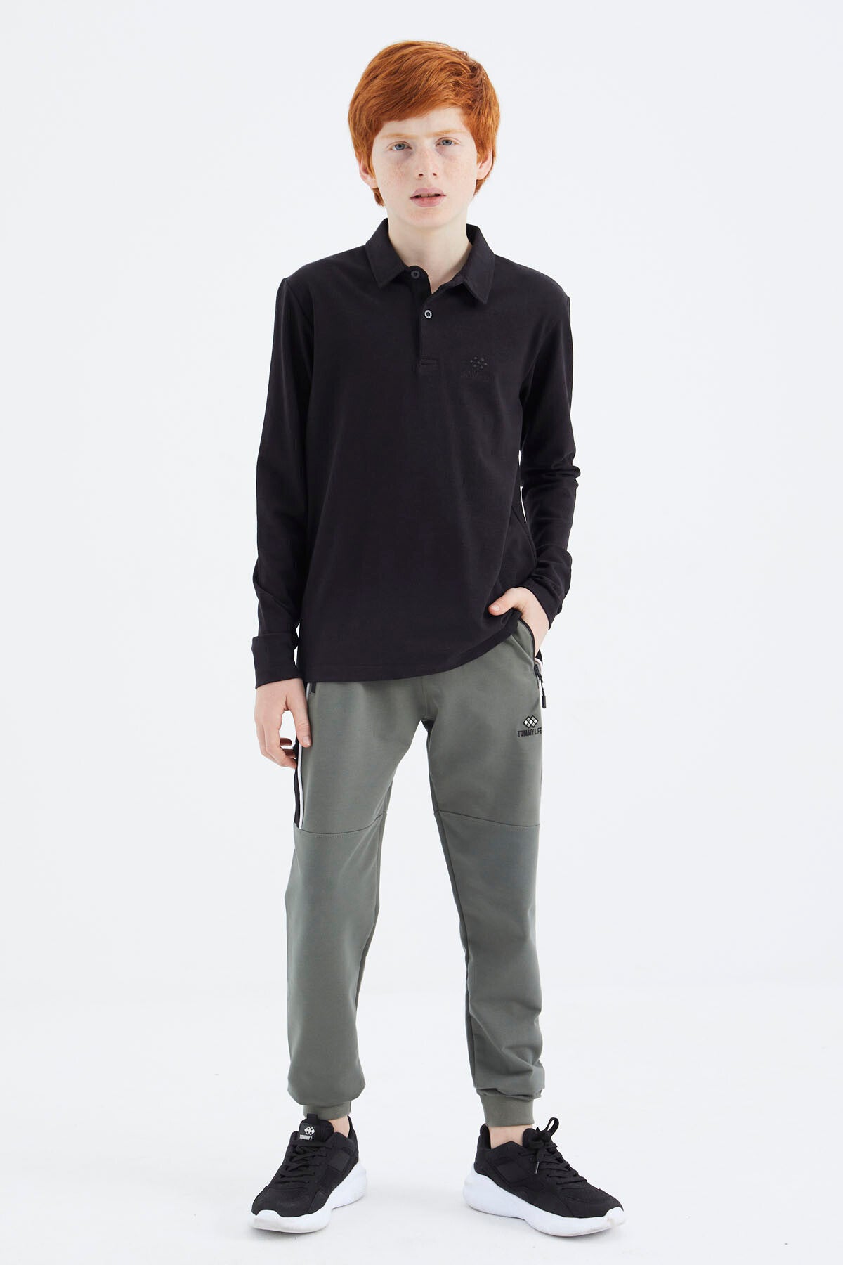 Image of Siyah Polo Yaka Basic Erkek Çocuk T-Shirt - 11171