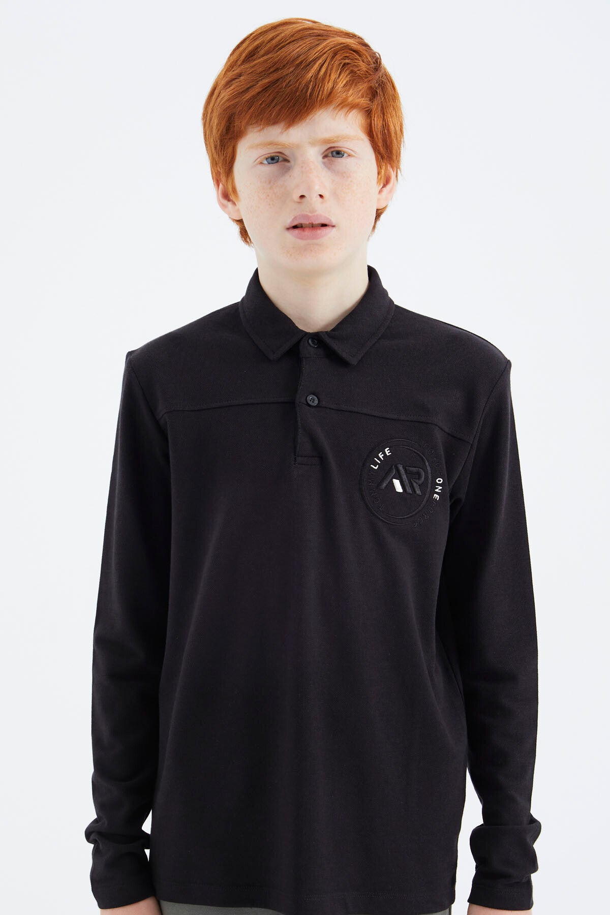Image of Tricou negru cu guler polo pentru băieți - 11172