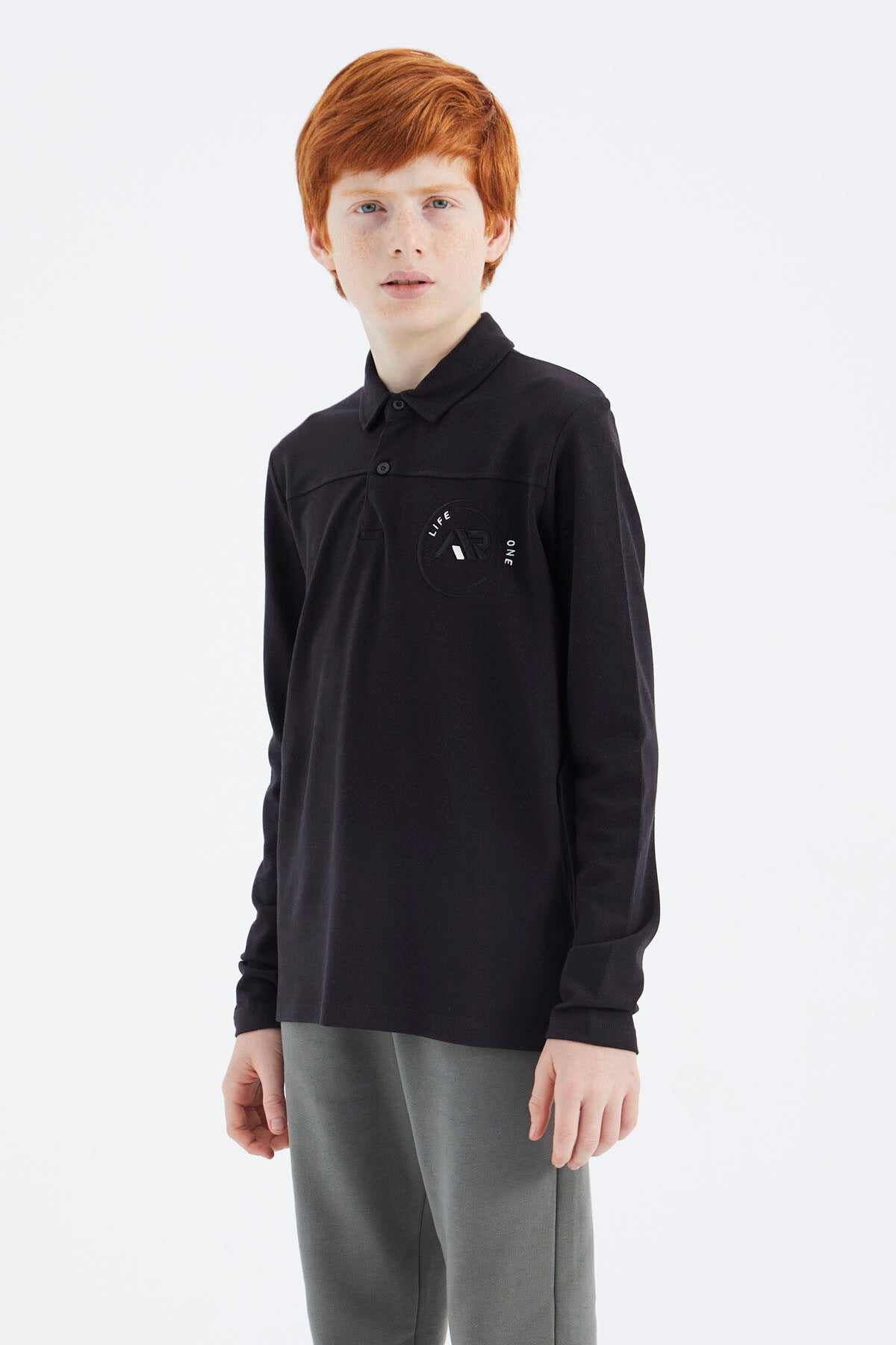 Image of Tricou negru cu guler polo pentru băieți - 11172