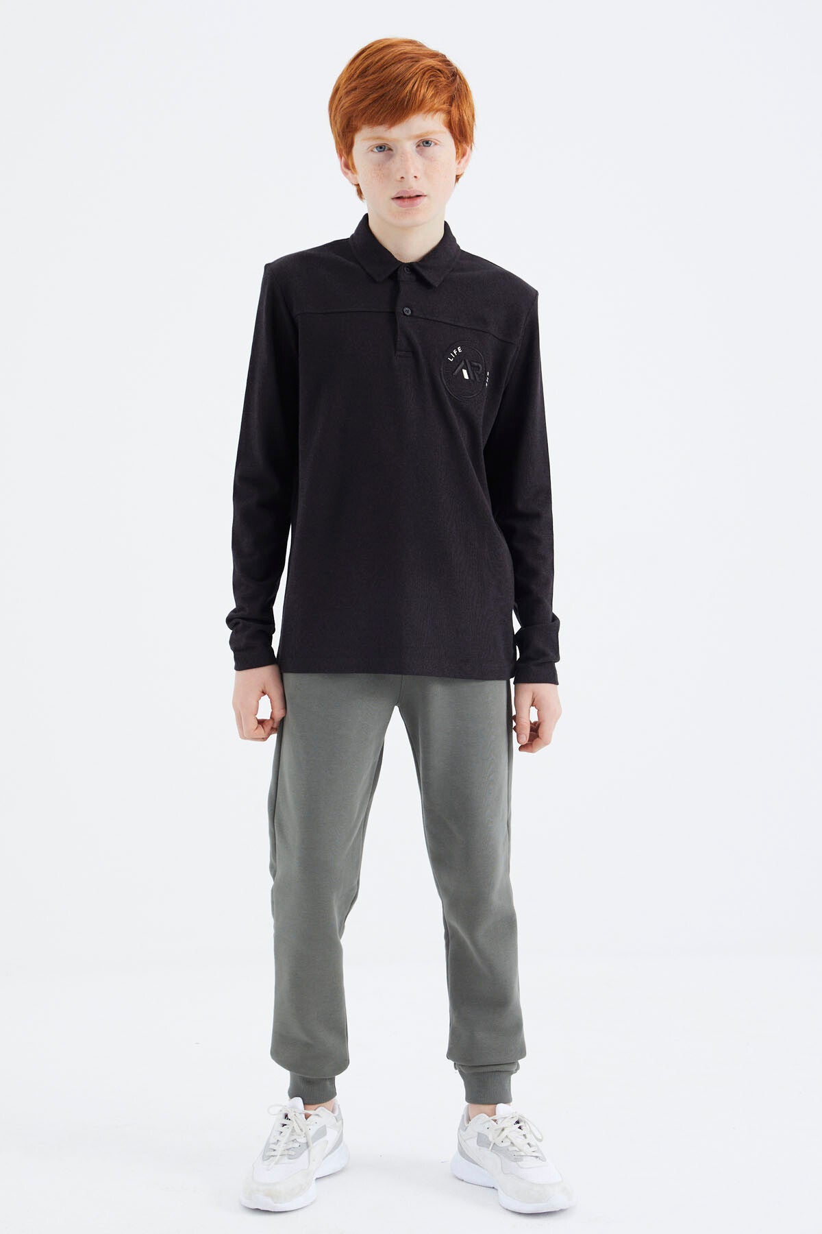 Image of Tricou negru cu guler polo pentru băieți - 11172