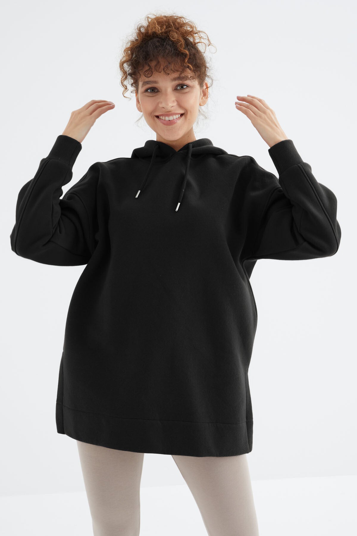 Image of Siyah Reglan Kol Basic Kapüşonlu Oversize Sweatshirt Tunik - 97242