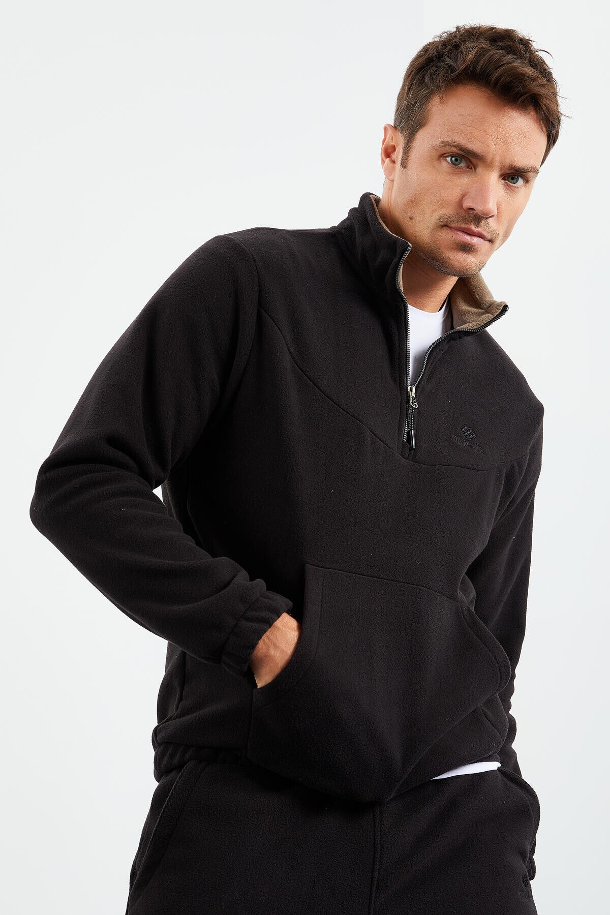 Image of Black Half-Zip Stand-Up Collar Elasticated Hem Fleece Men's Tracksuit Set - 85159
