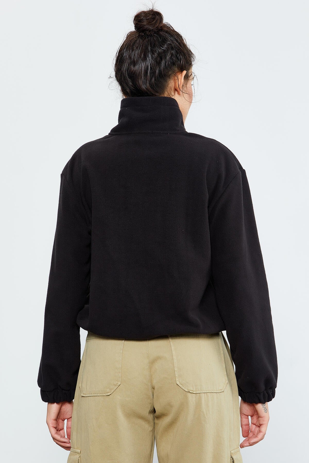 Image of Siyah Yarım Fermuar Etek Ucu Büzgülü Kadın Polar Oversize Sweatshirt - 97171