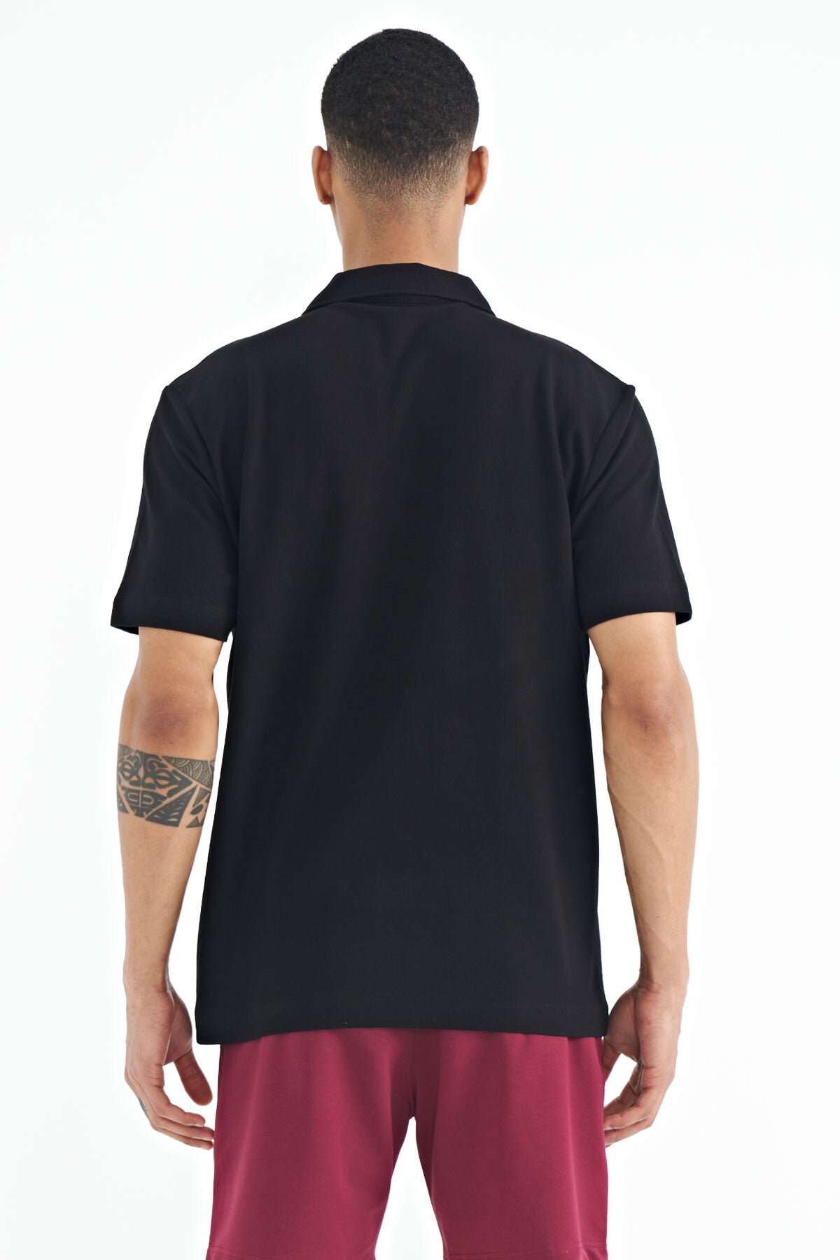 Image of Siyah Yazı Baskılı Standart Form Polo Yaka Erkek T-shirt - 88236