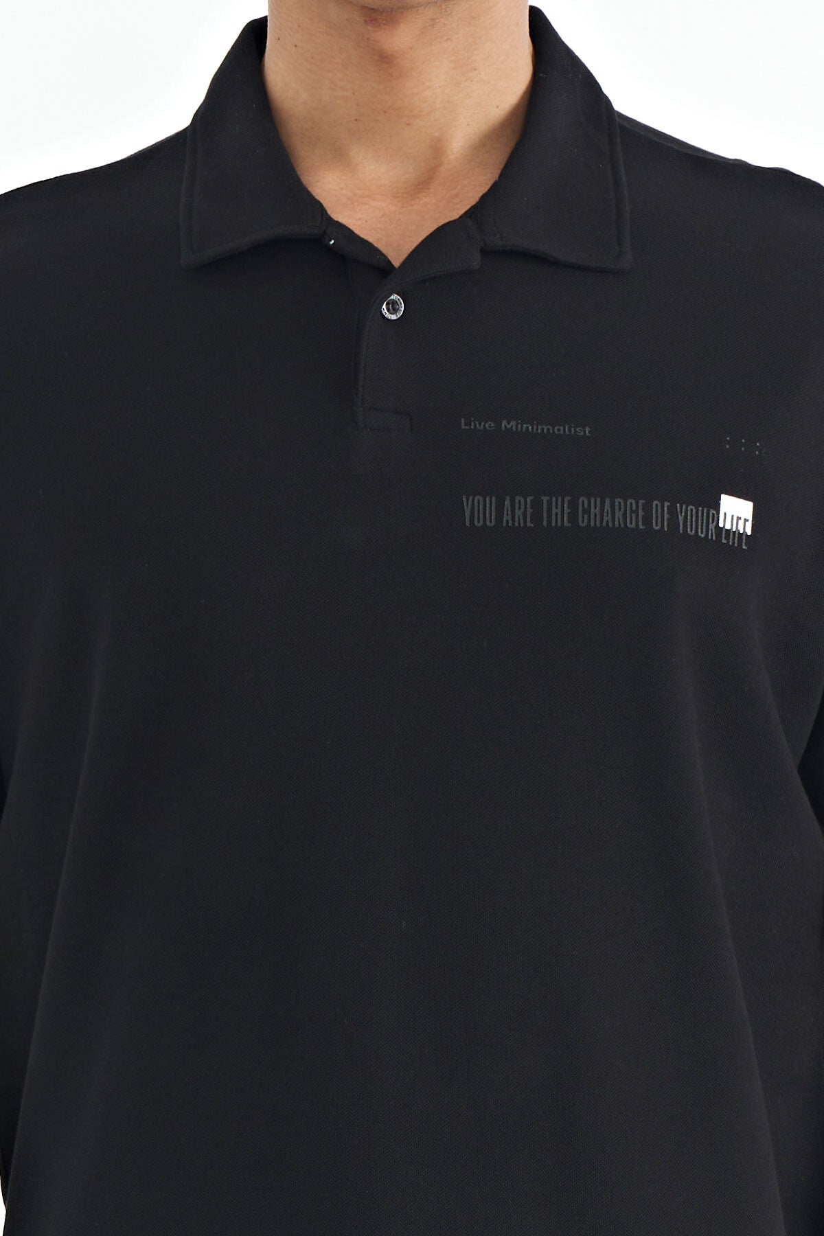 Image of Siyah Yazı Baskılı Standart Form Polo Yaka Erkek T-shirt - 88236