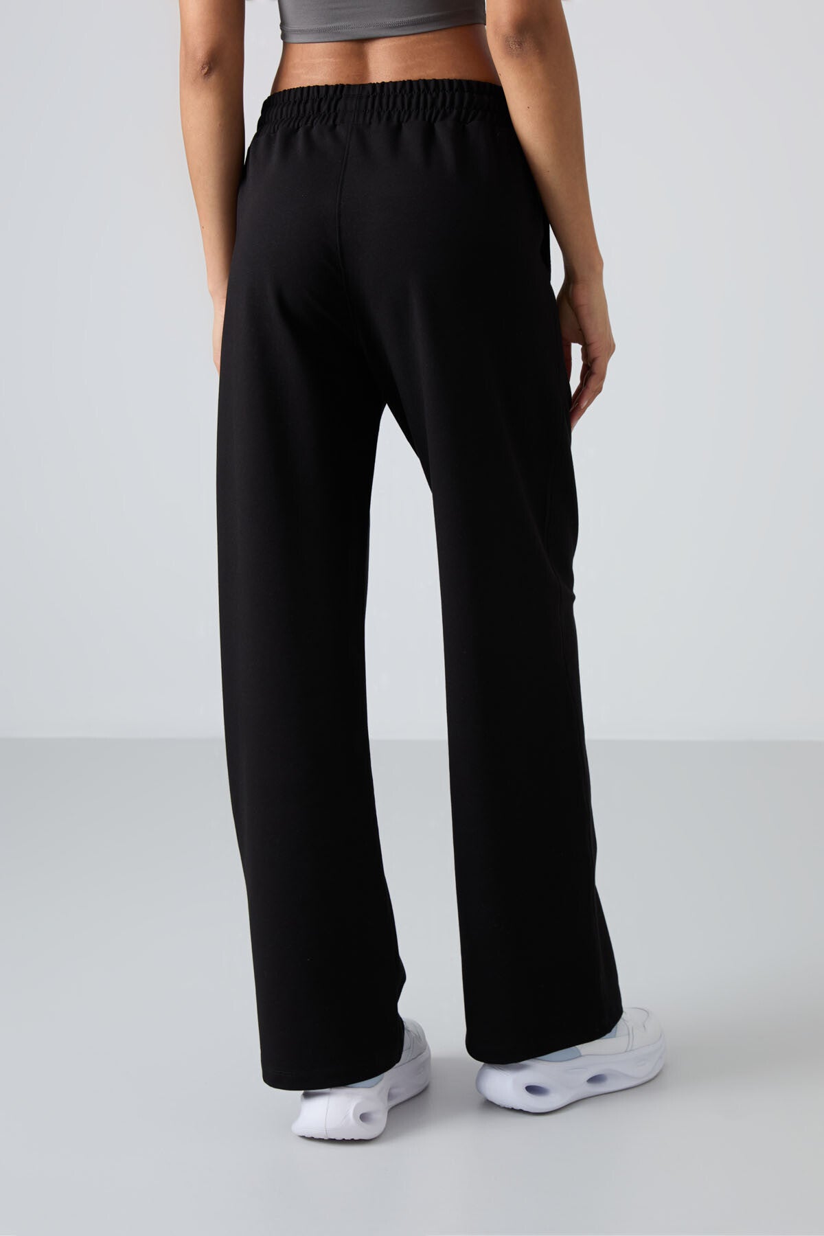 Image of Black High-Waisted, Pocketed, Comfortable, Wide-Leg Women's Sweatpants - 94567