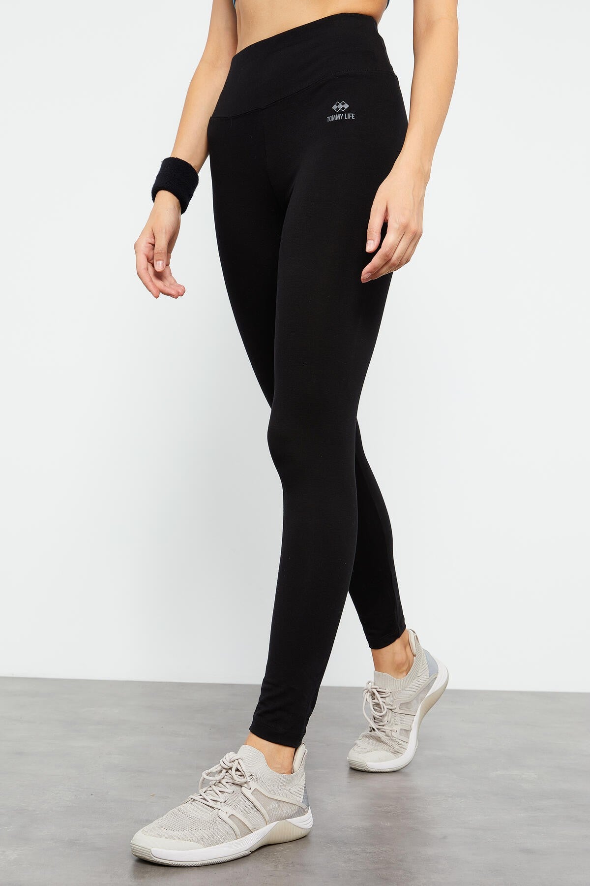 Image of Siyah Yüksek Bel Toparlayıcı Slim Fit Dar Paça Kadın Tayt - 94011