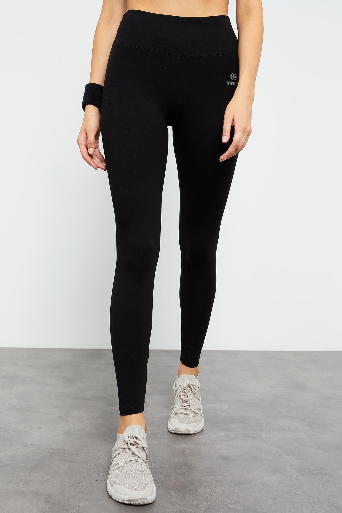 Image of Siyah Yüksek Bel Toparlayıcı Slim Fit Dar Paça Kadın Tayt - 94011