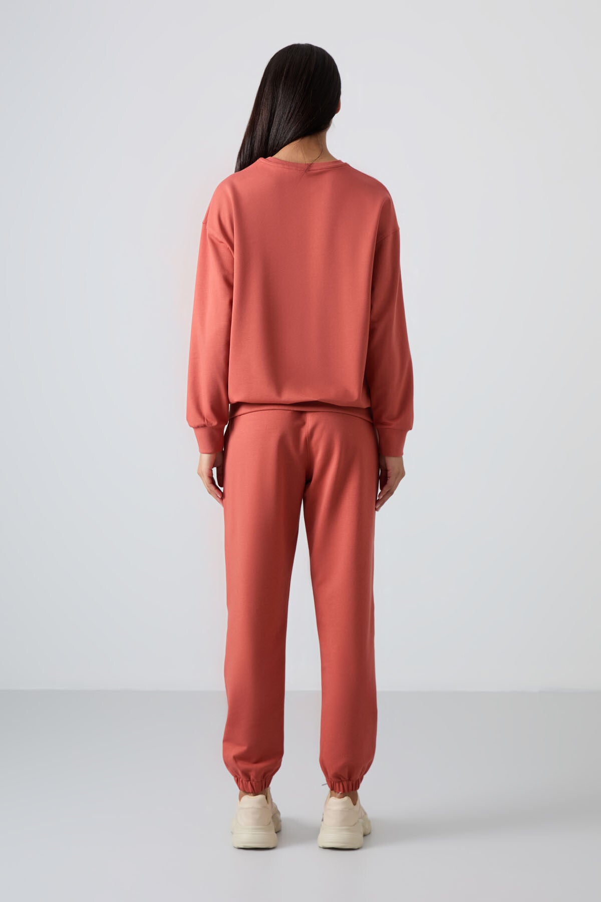 Image of Set trening pentru femei Cinnamon Basic din bumbac, cu guler rotund, model oversize și tiv elastic - 95287