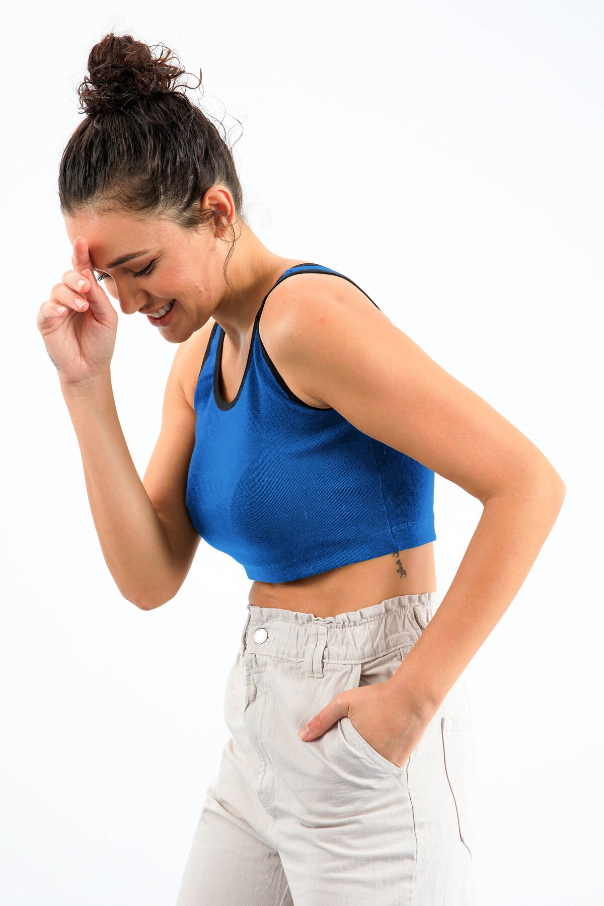 Image of Turkuaz Basic Sıfır Kol Dar Kalıp U Yaka Kadın Crop Top Atlet - 97162