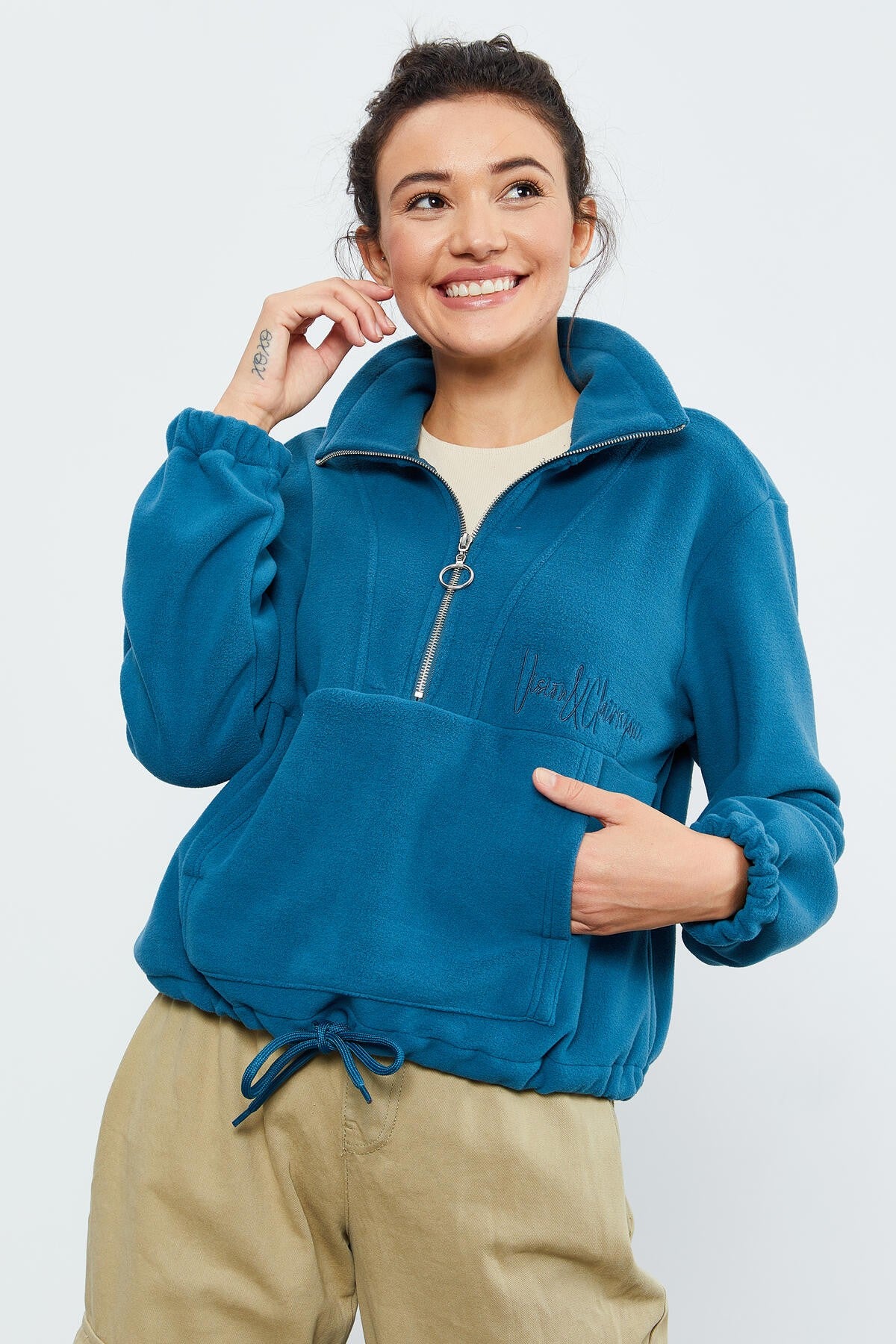 Image of Zümrüt Yarım Fermuar Etek Ucu Büzgülü Kadın Polar Oversize Sweatshirt - 97171